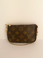 Louis Vuitton Mini Pochette In Monogram Canvas (RRP £530.00)