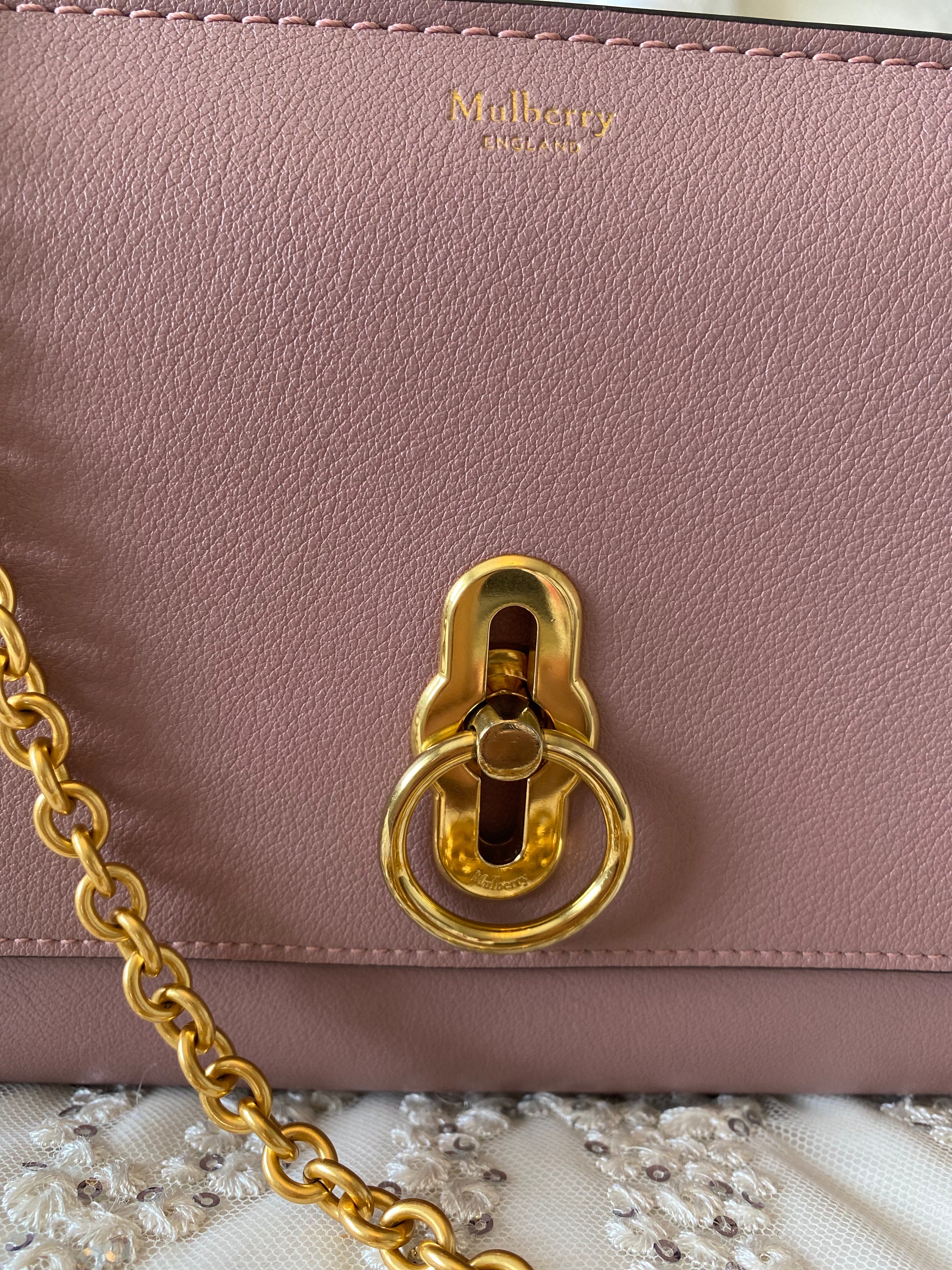 Mulberry Pink Amberly Pouch In Micro Classic Grain Leather