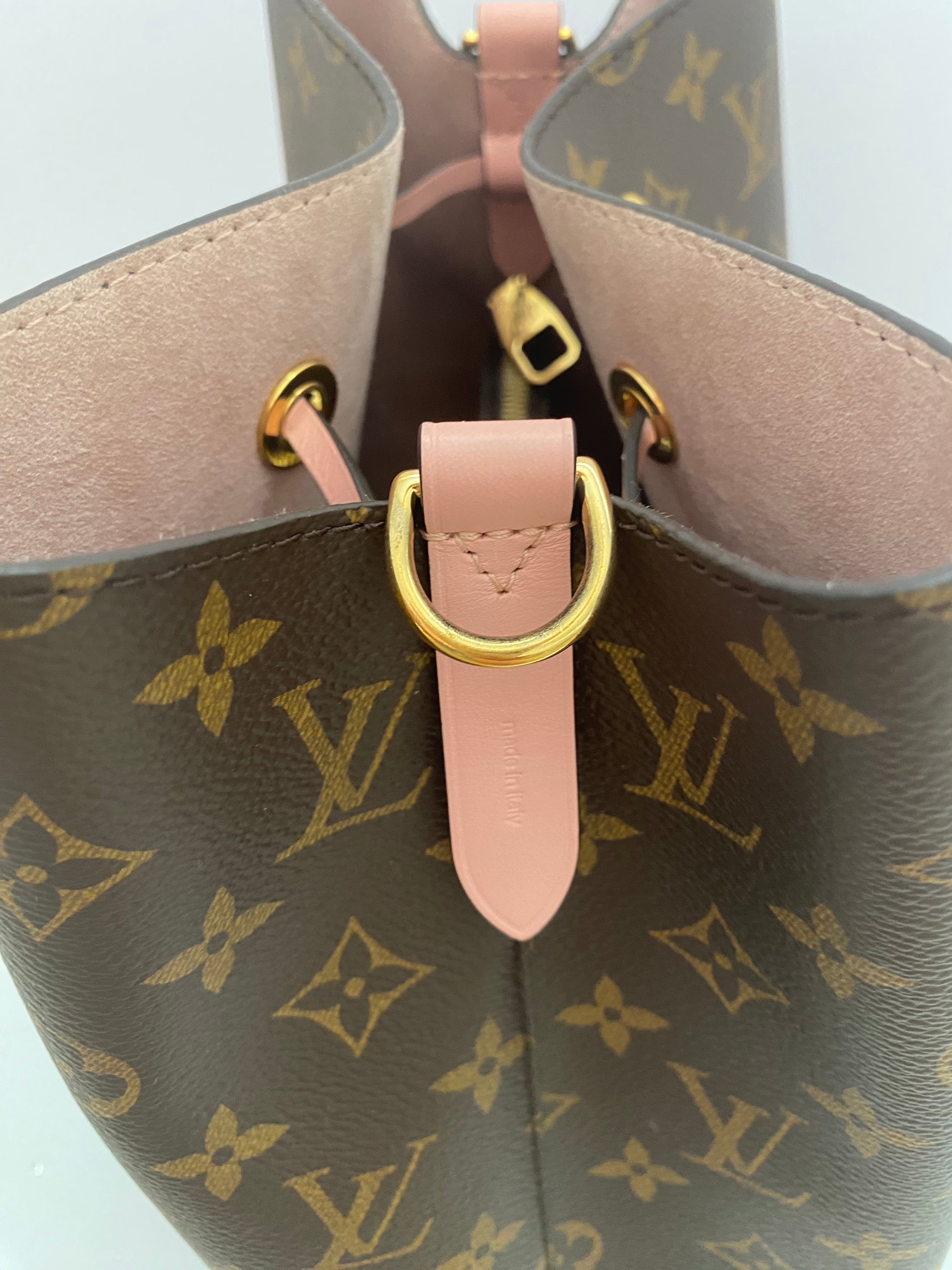 Louis Vuitton NeoNoe In Monogram Canvas (RRP £1610)