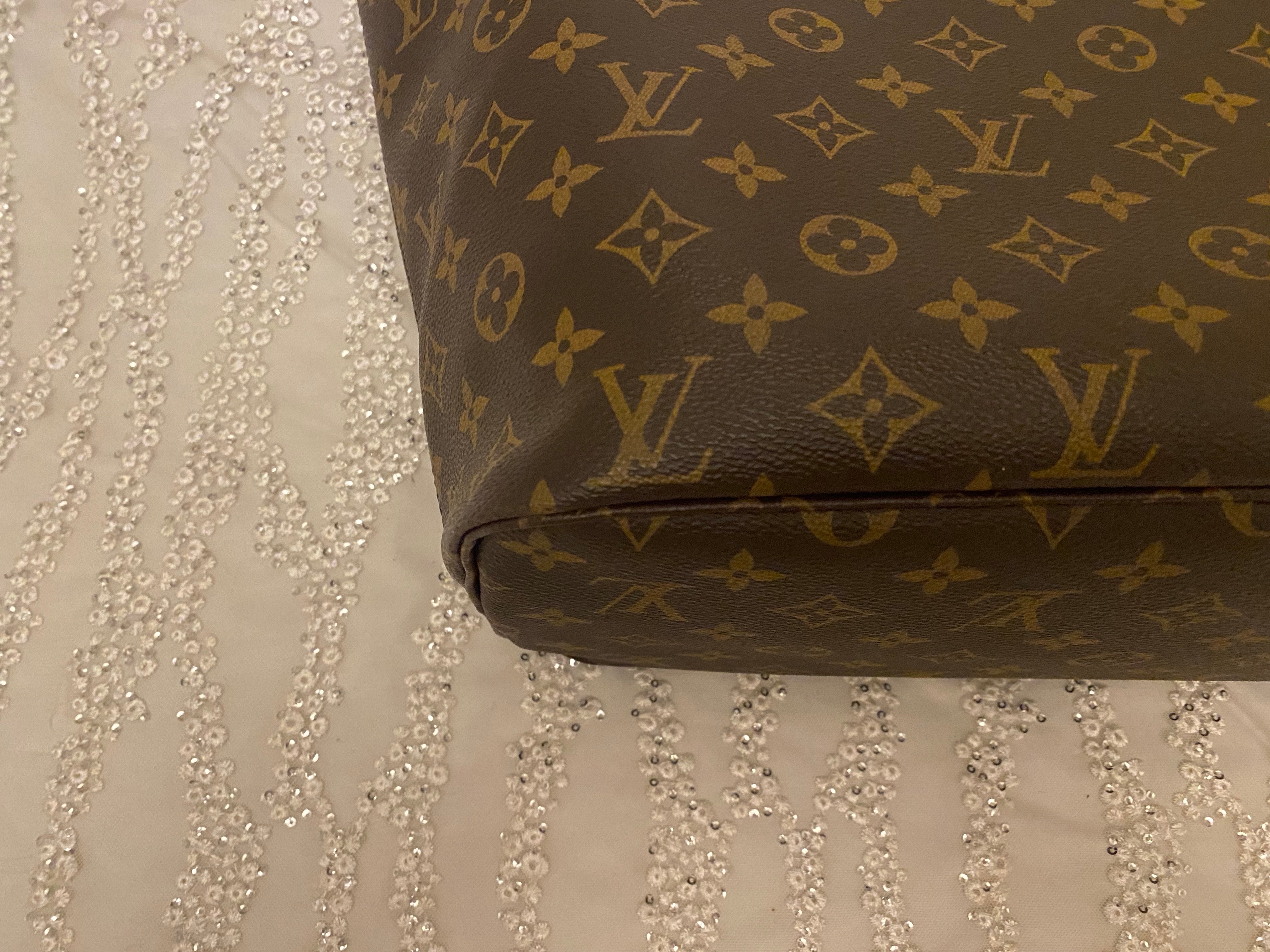 Louis Vuitton Monogram Neverfull MM With Pouch