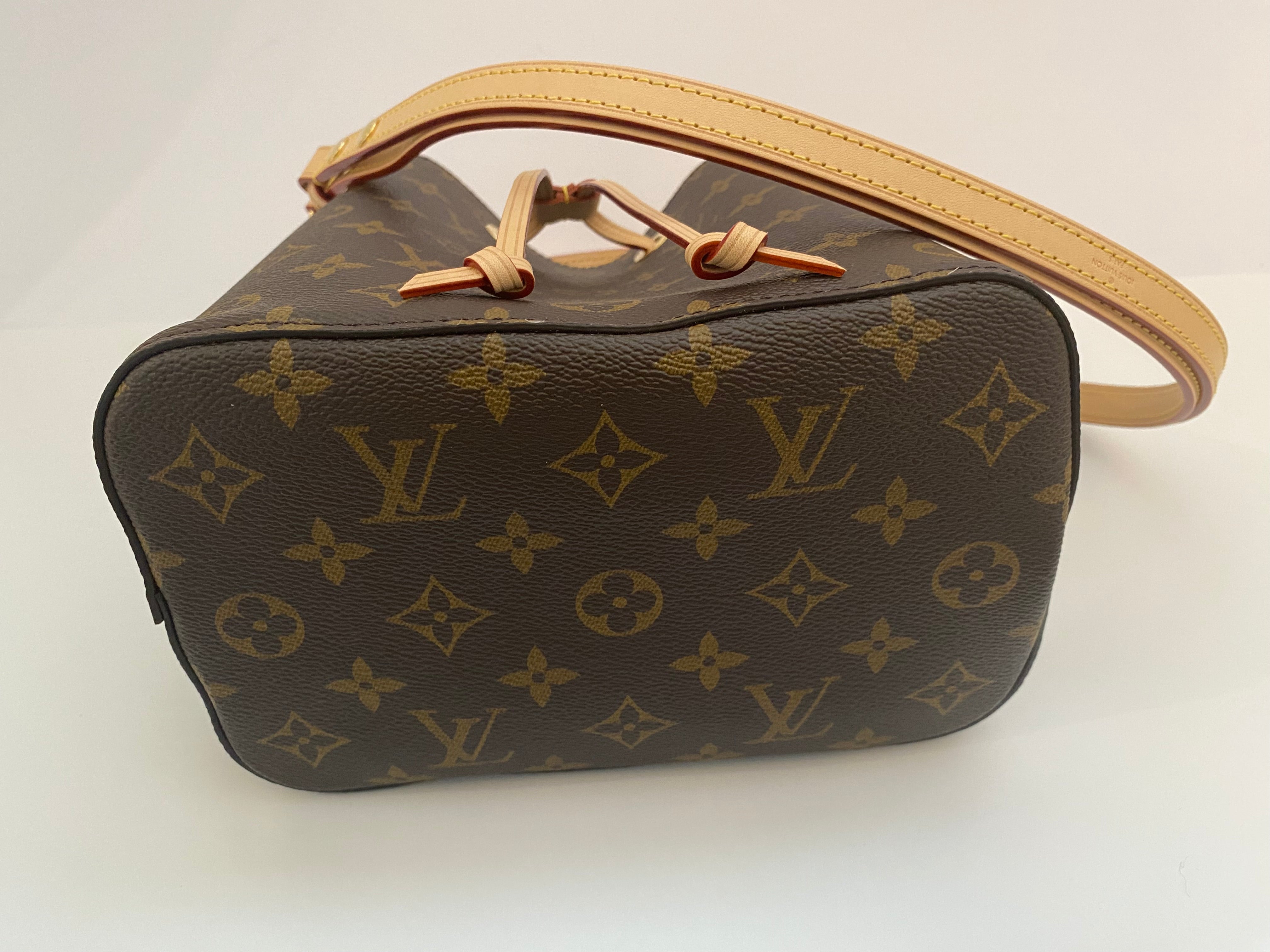 Louis Vuitton Monogram Neo Noe BB (RRP £1510)