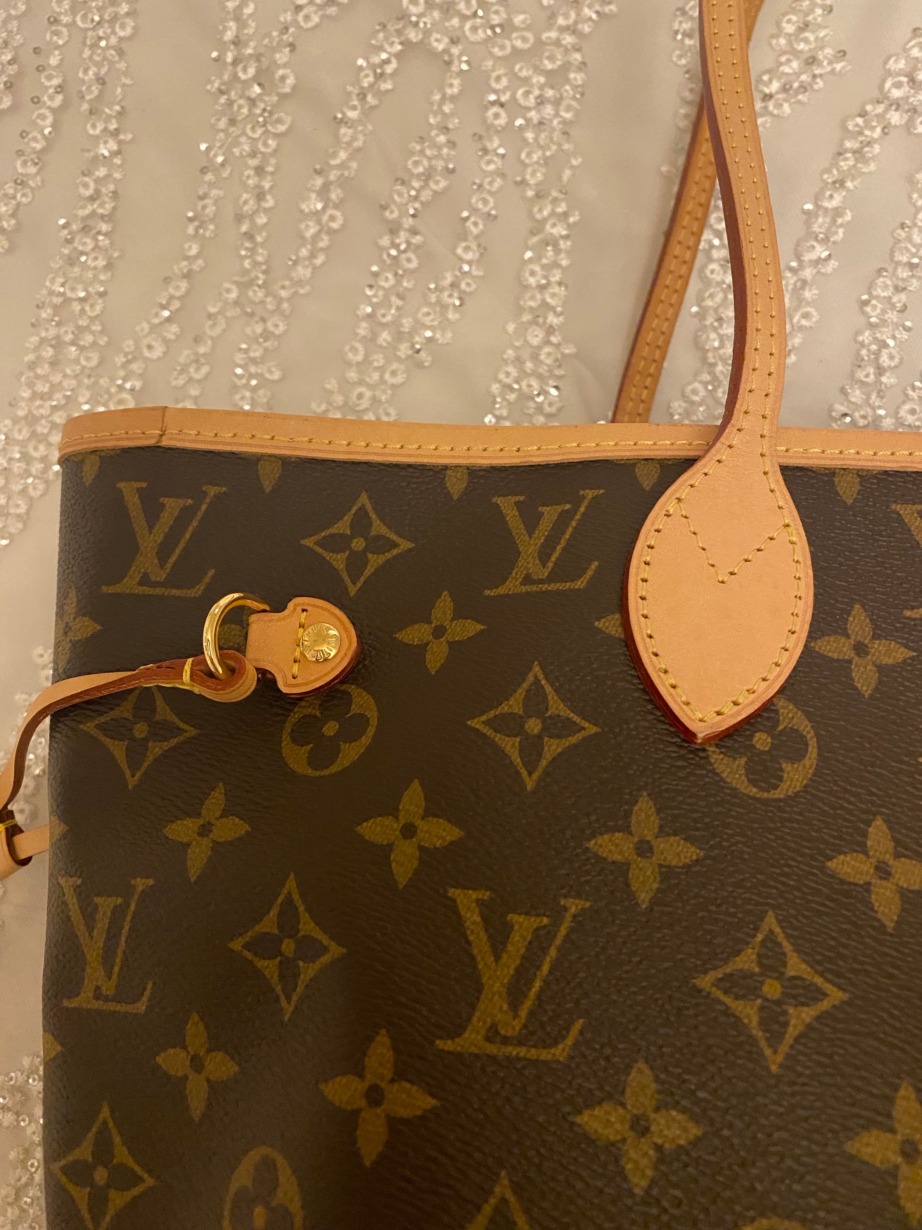 Louis Vuitton Monogram Neverfull MM With Pouch