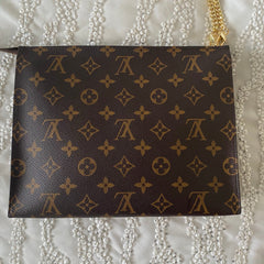 Louis Vuitton Monogram Toiletry 26