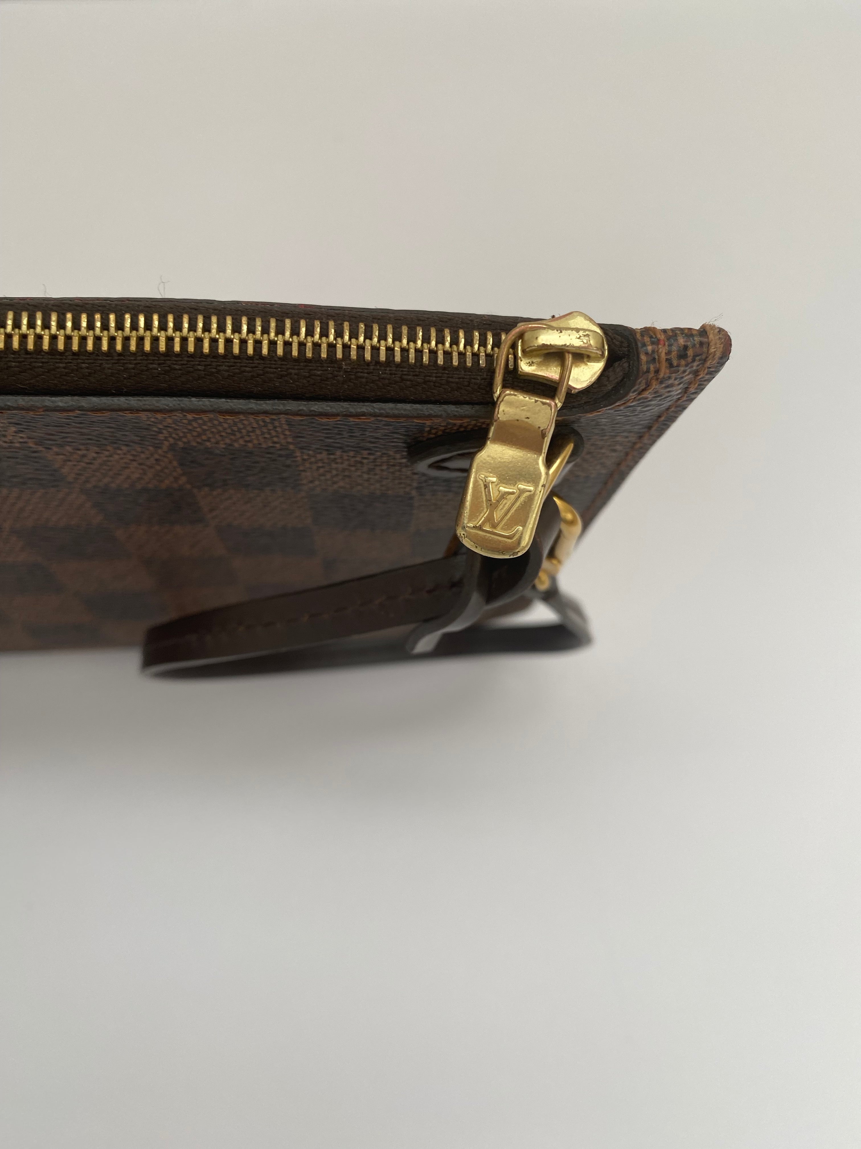 Louis Vuitton Damier Ebene Neverfull Pouch