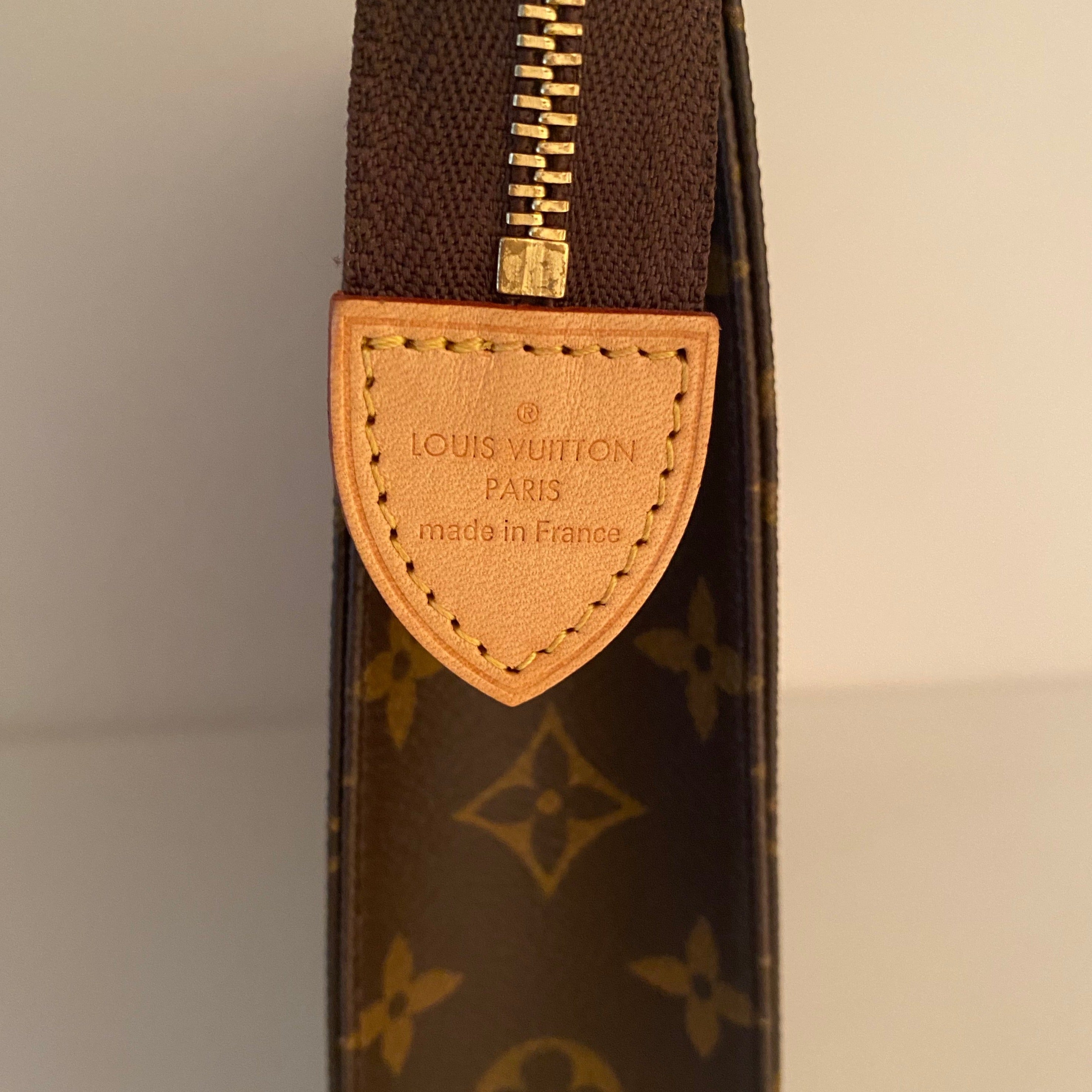 Louis Vuitton Monogram Toiletry 26