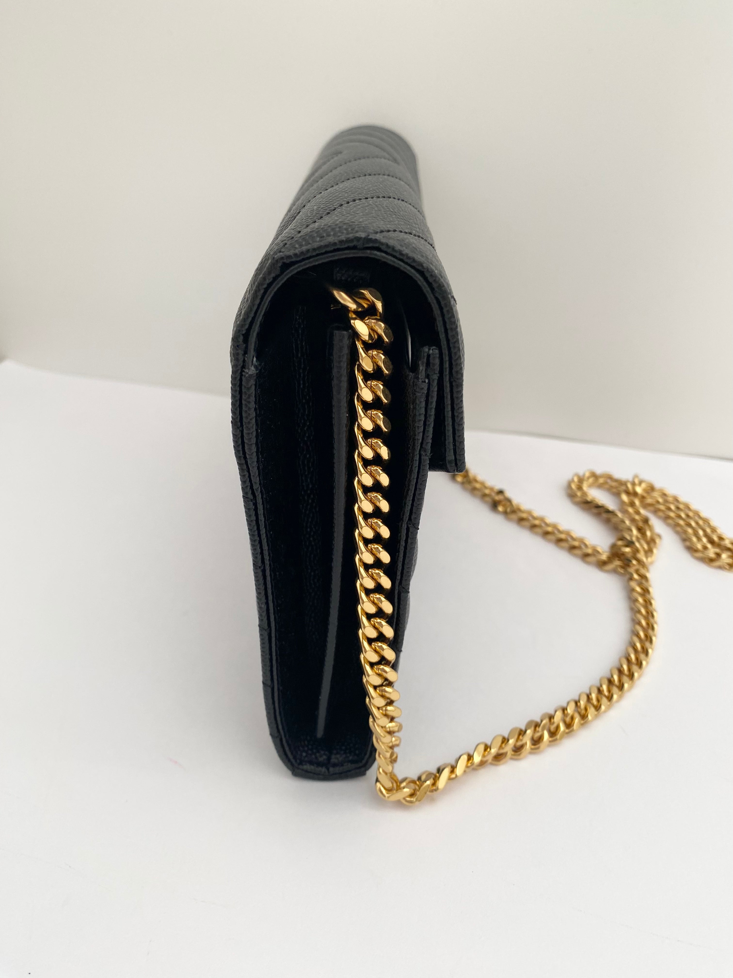 Saint Laurent Classic Large Envelope Chain Wallet With Gold Hardware (RRP £1185)