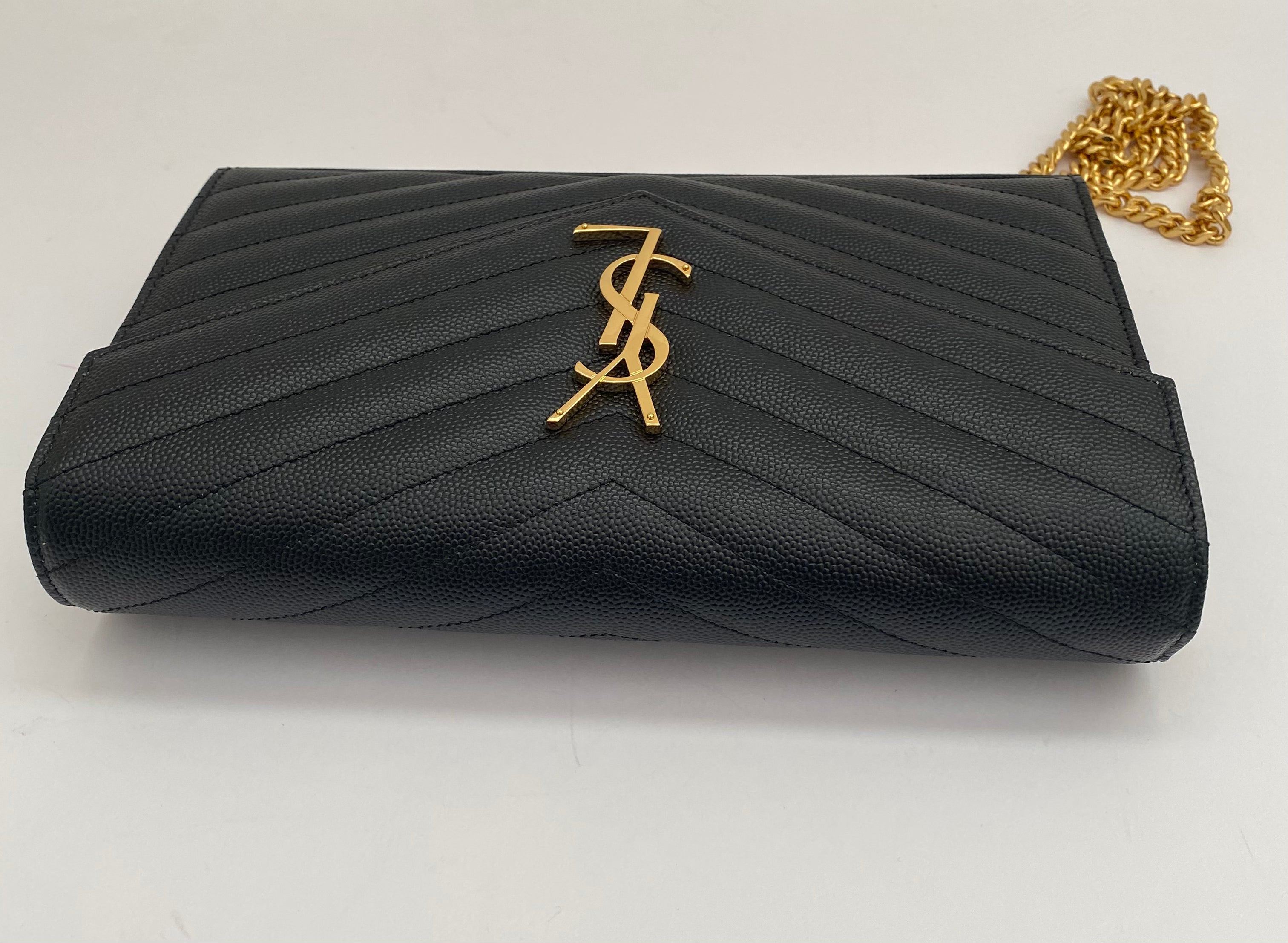 Saint Laurent Classic Large Envelope Chain Wallet With Gold Hardware (RRP £1185)