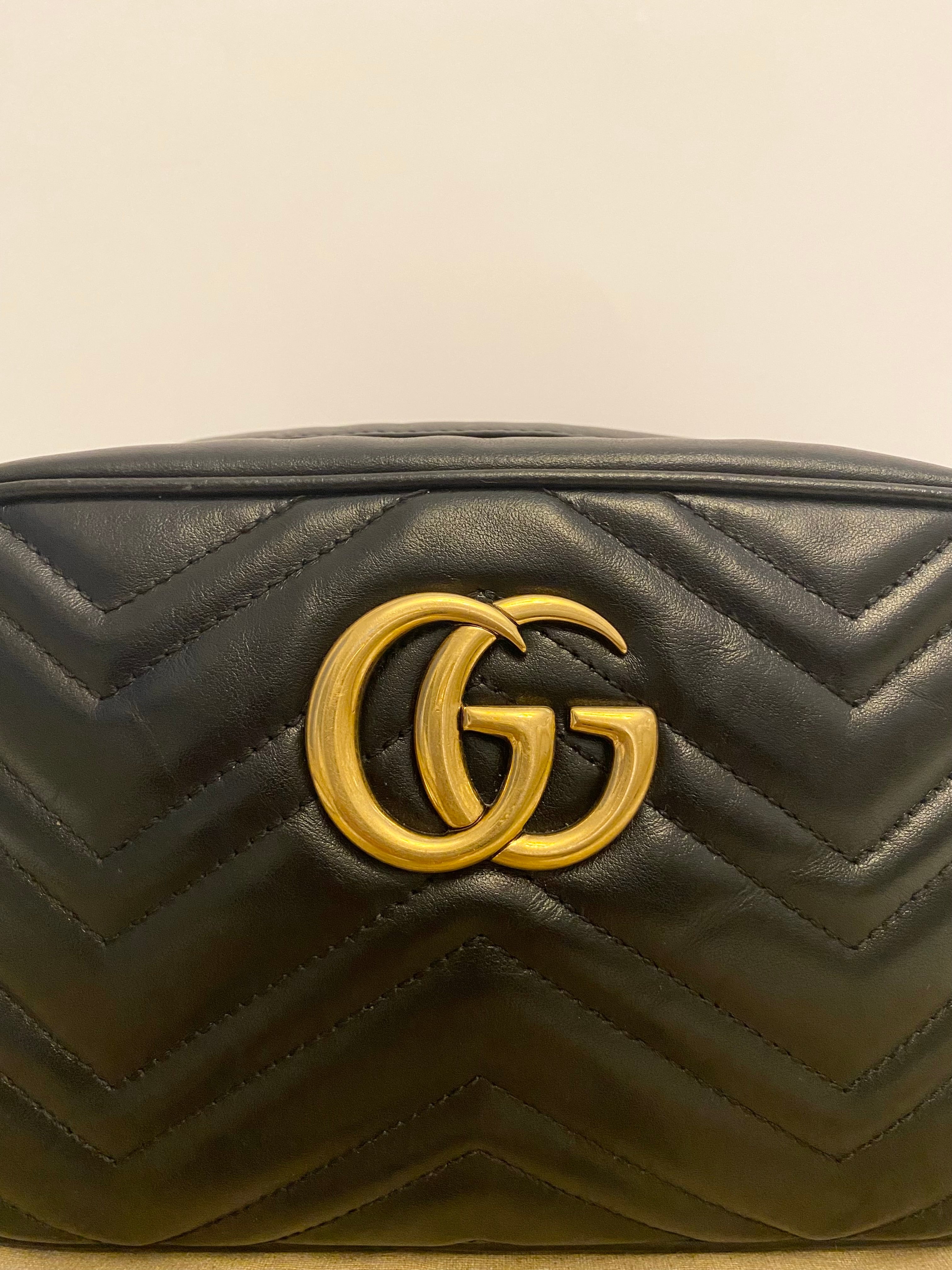 Gucci Black Marmont Small Handbag  (RRP £1340)