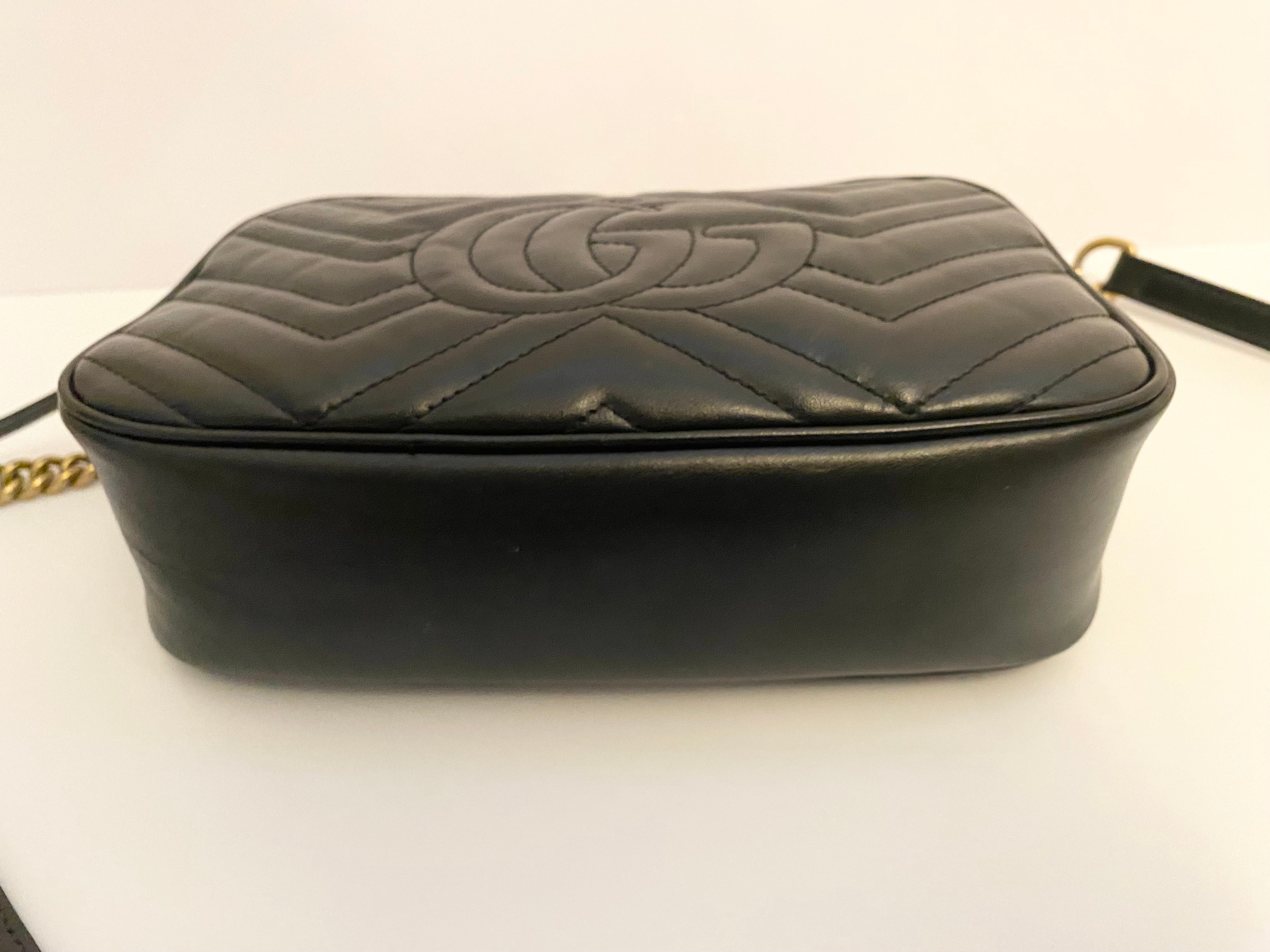 Gucci Black Marmont Small Handbag  (RRP £1340)