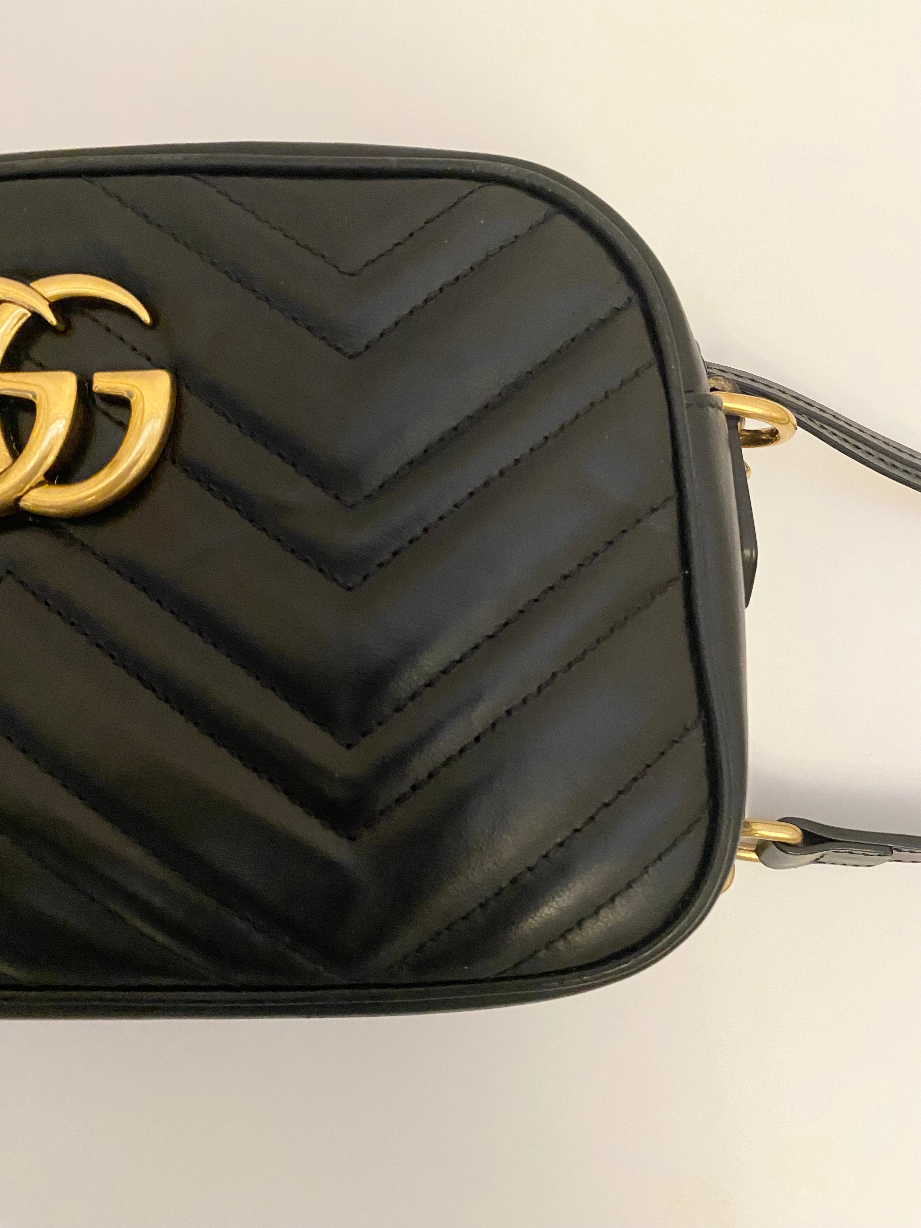 Gucci Black Marmont Small Handbag  (RRP £1340)