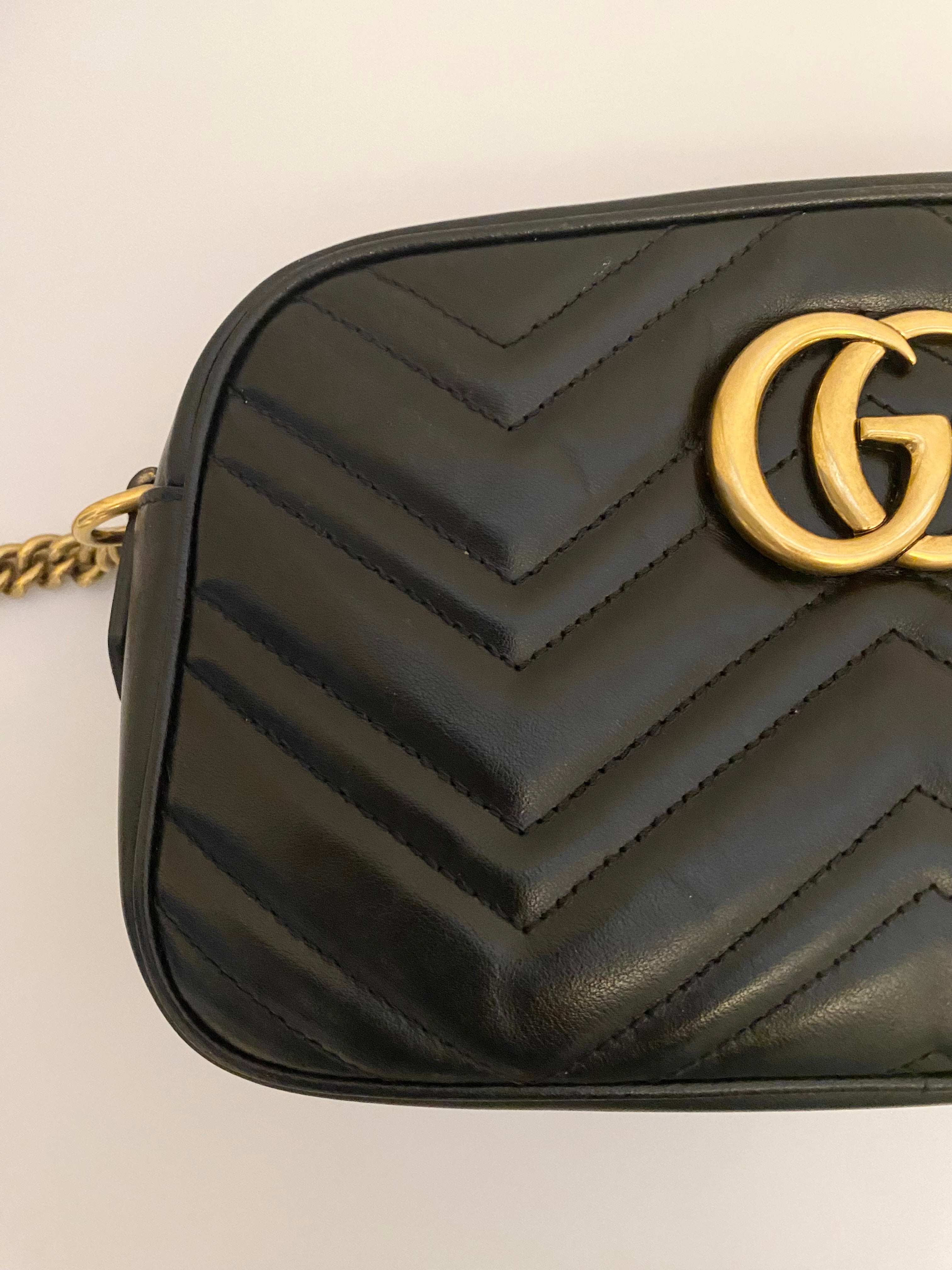 Gucci Black Marmont Small Handbag  (RRP £1340)