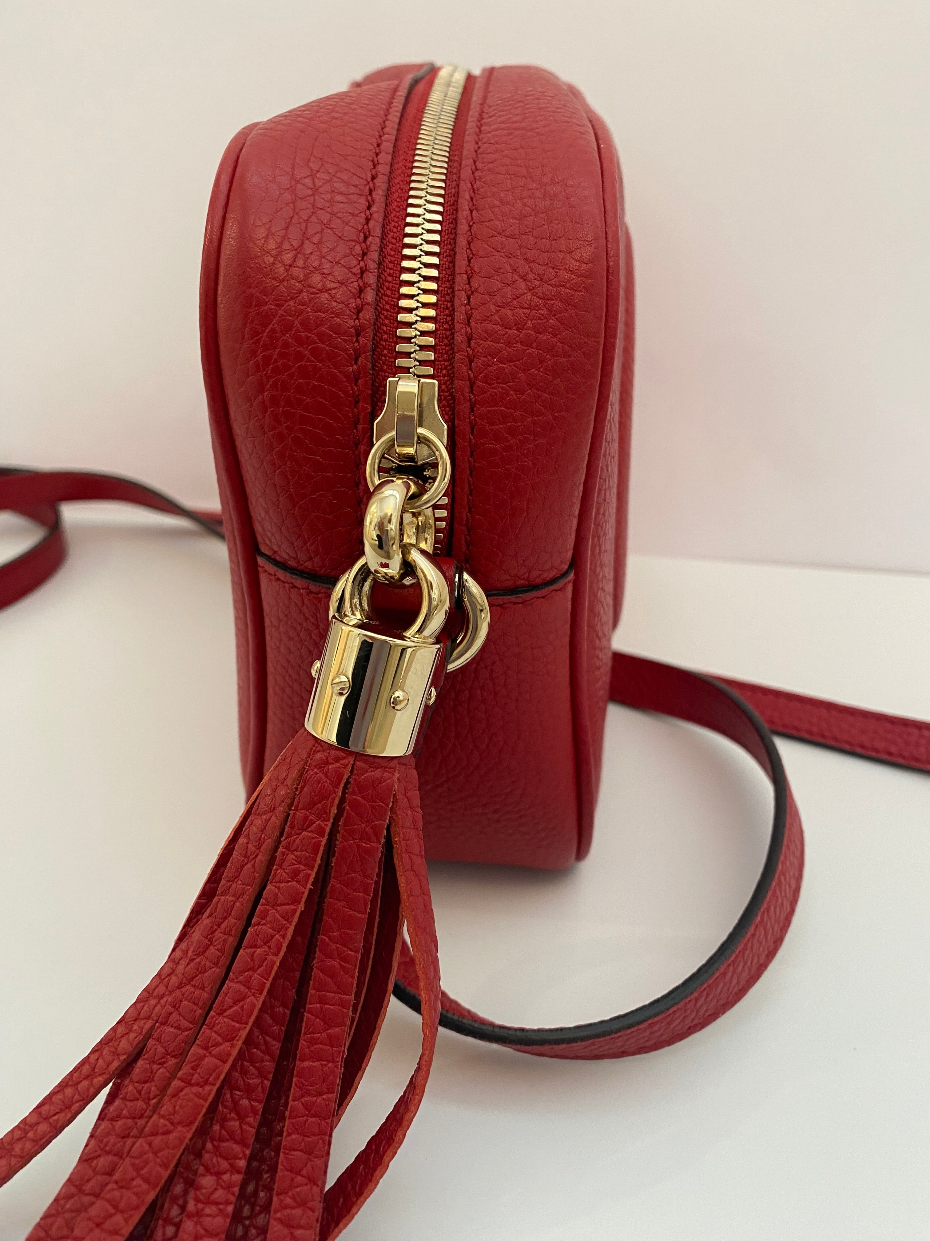 Gucci Soho Disco In Red Pebbled Leather