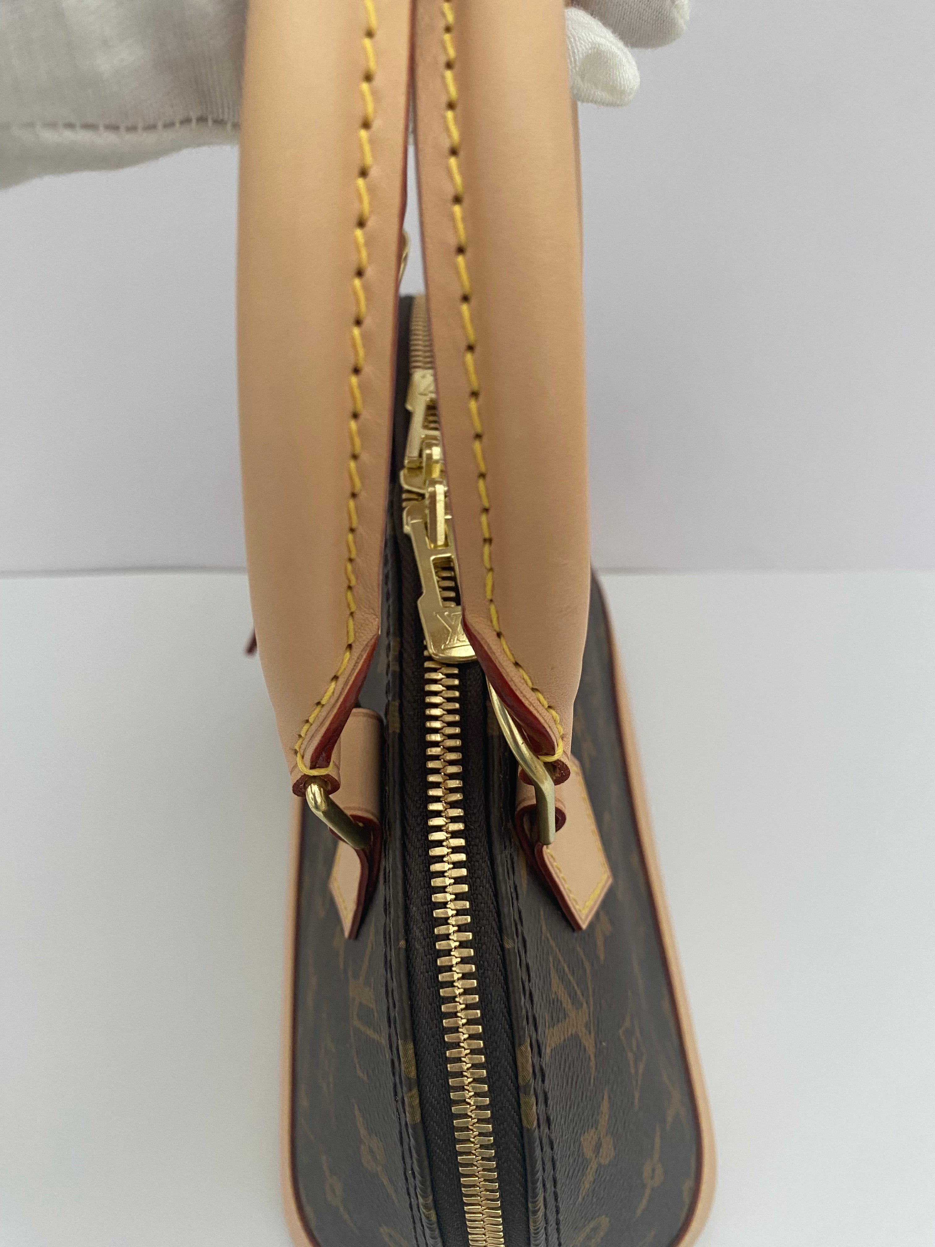 Louis Vuitton Monogram Alma BB (RRP £1430)