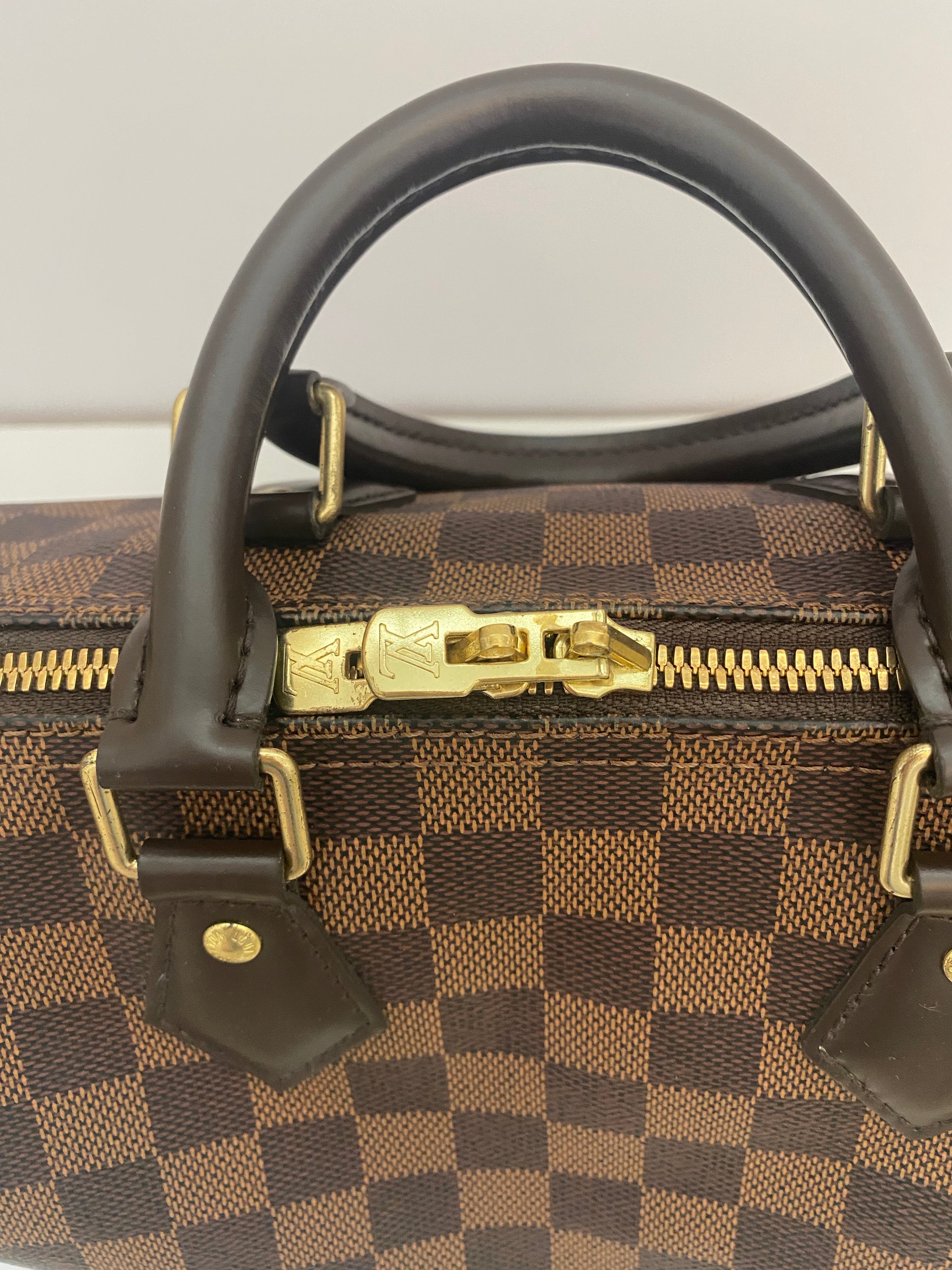 Louis Vuitton Damier Ebene Speedy Bandouliere 25 (RRP £1420)