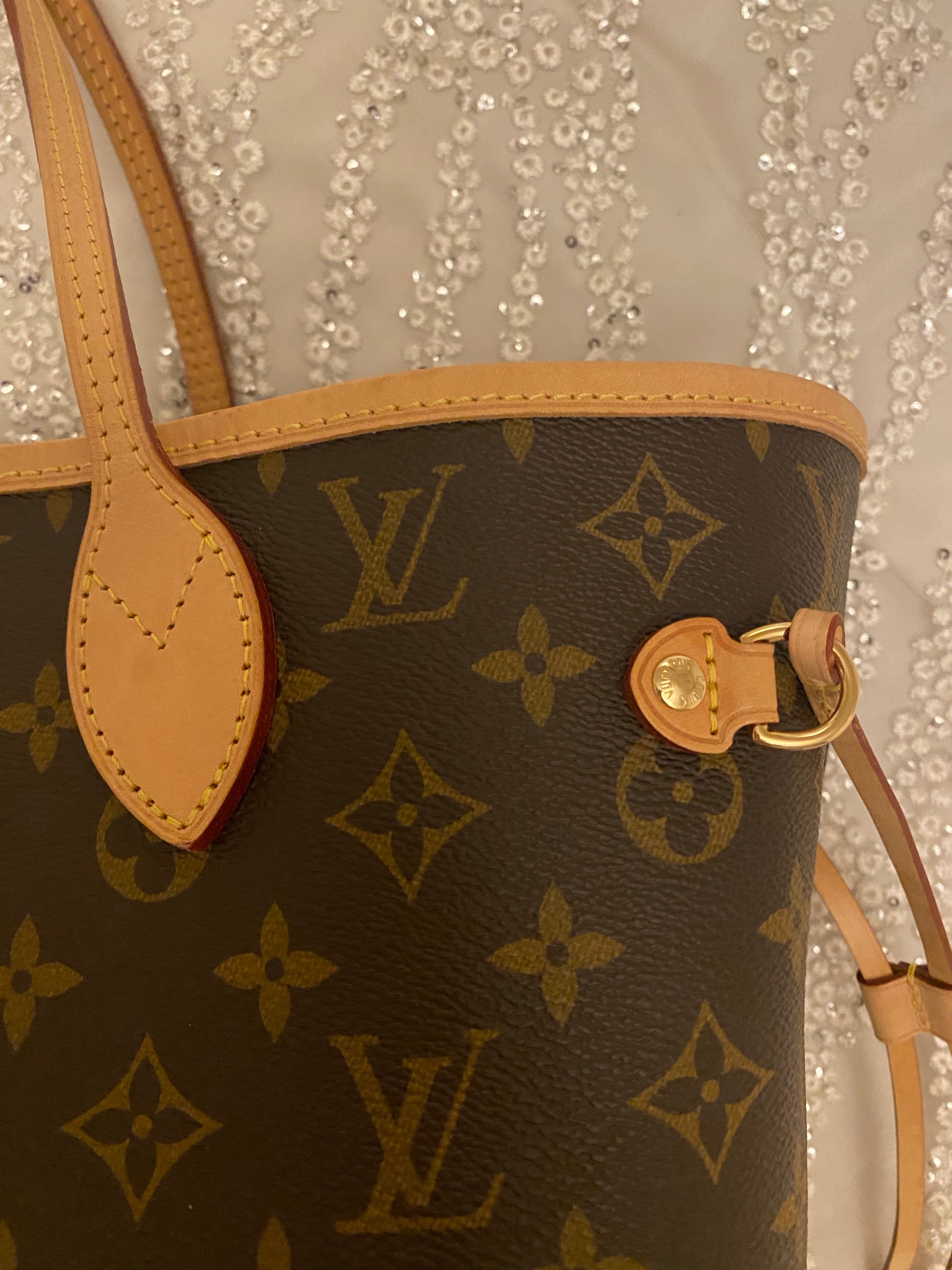 Louis Vuitton Monogram Neverfull MM With Pouch