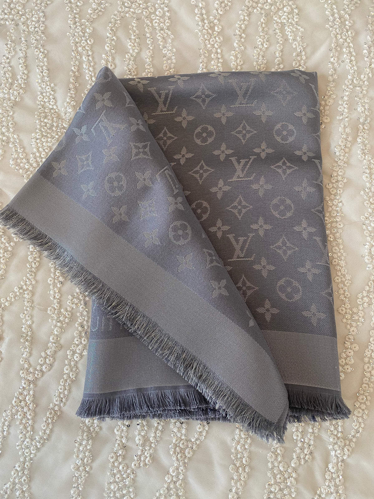 Louis Vuitton Monogram Shine Shawl