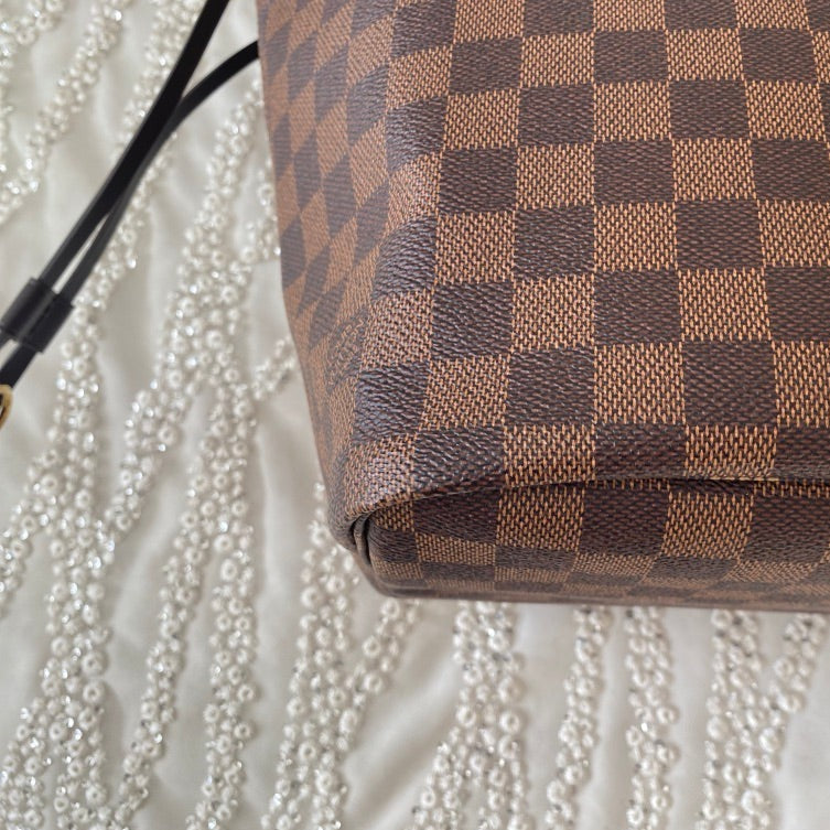 Louis Vuitton Neverfull MM