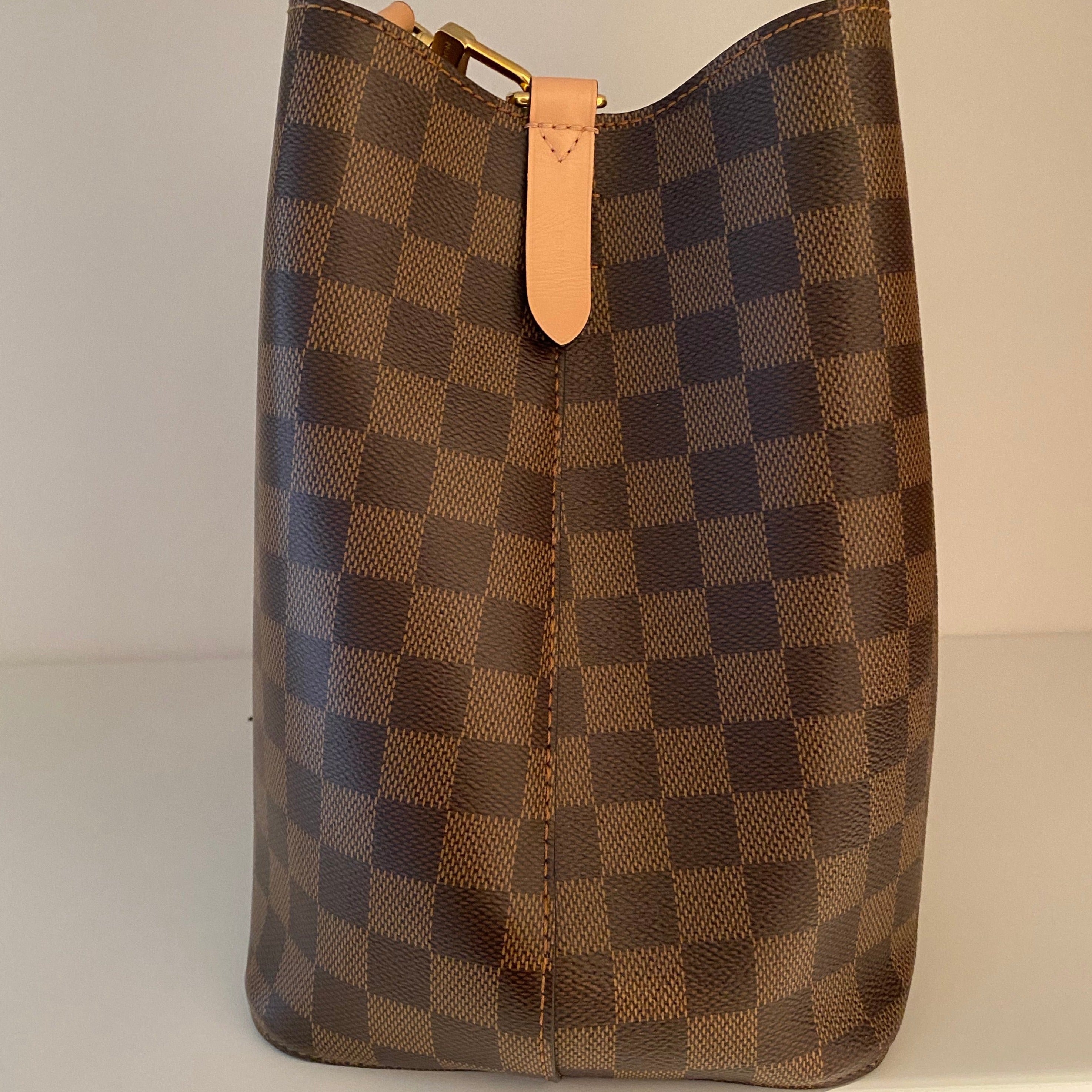 Louis Vuitton Damier Ebene Neo Noe