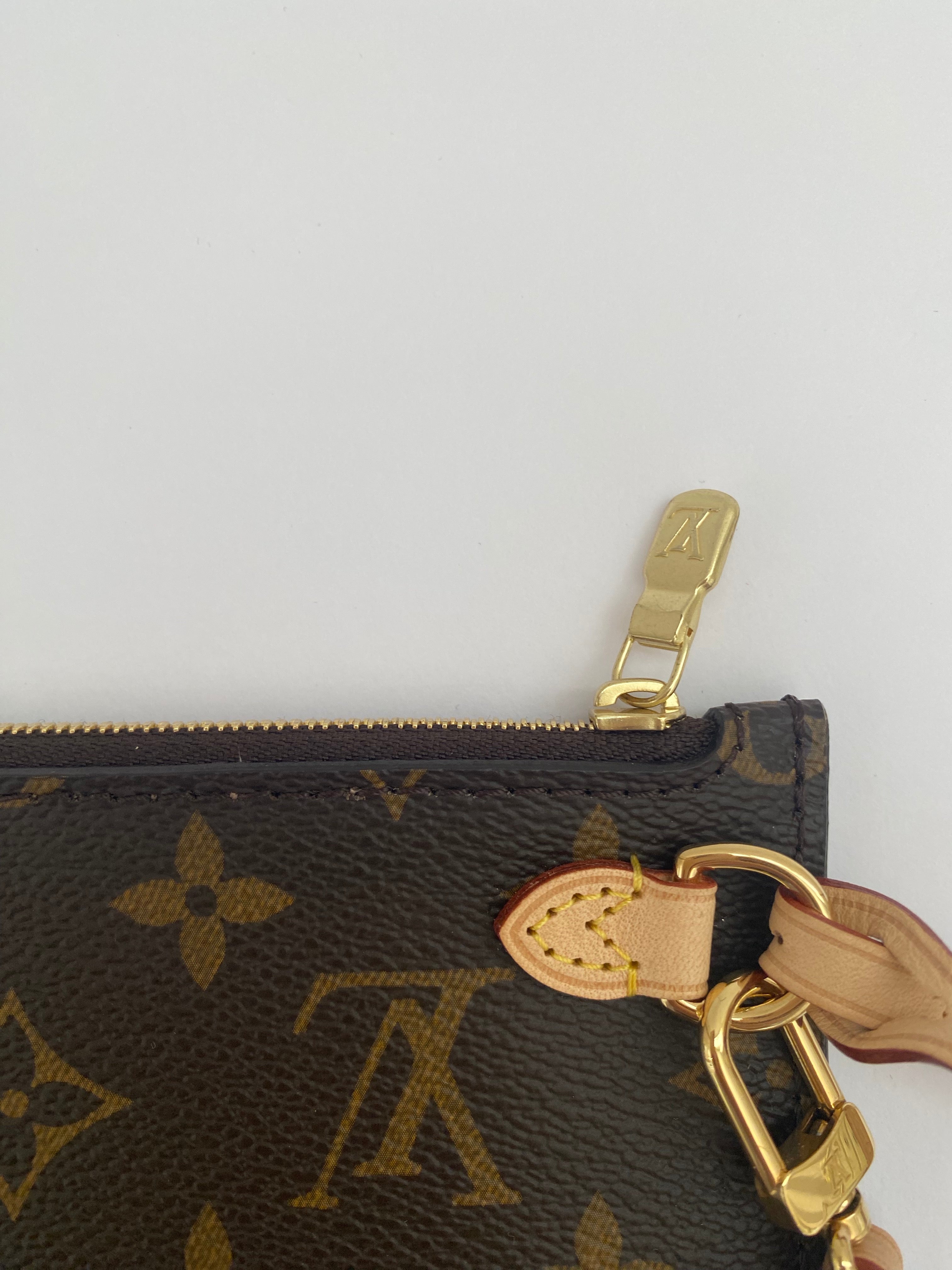 Louis Vuitton Pouch In Monogram Canvas