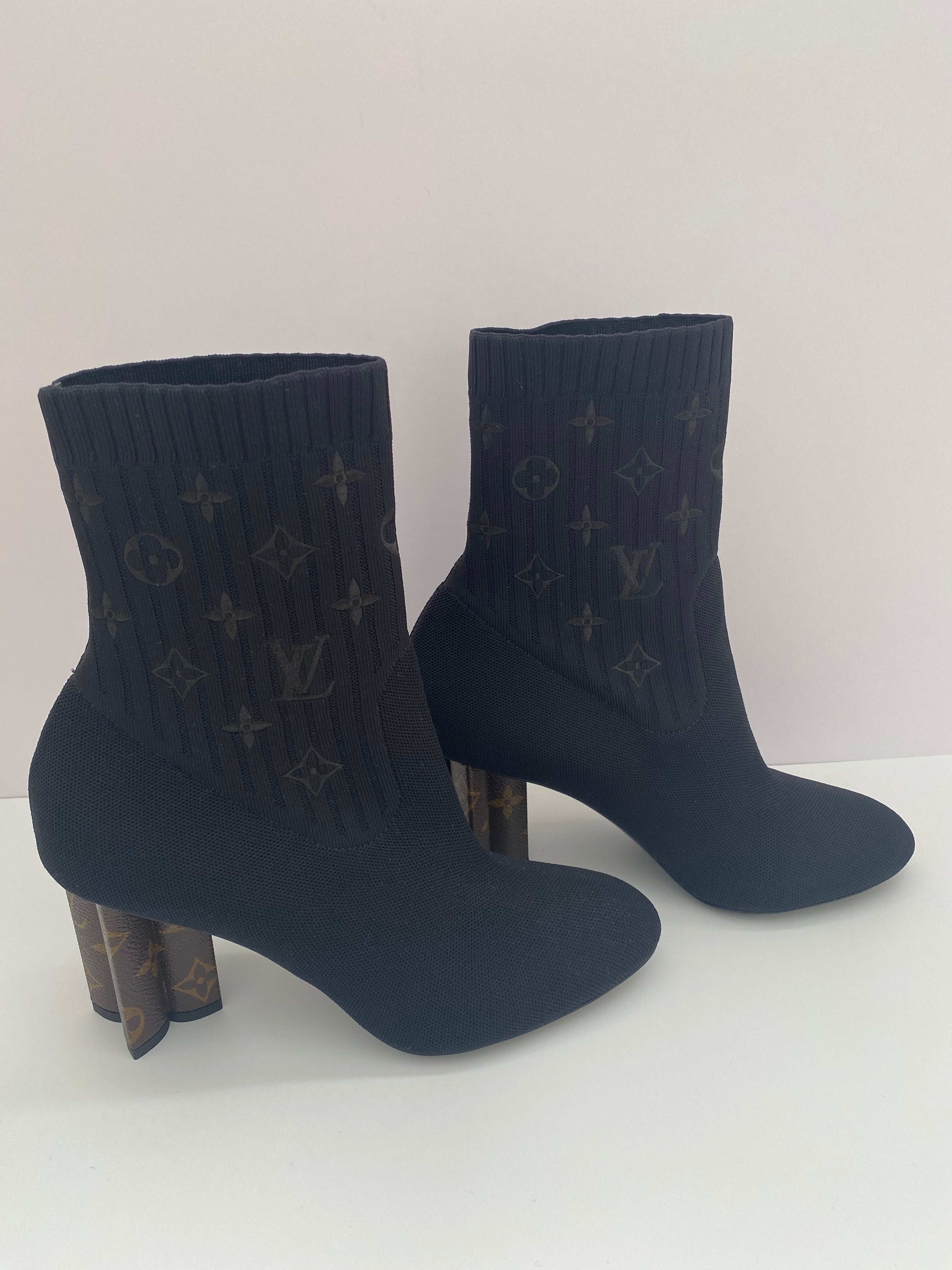 Louis Vuitton Black/Monogram Silhouette Ankle Boots