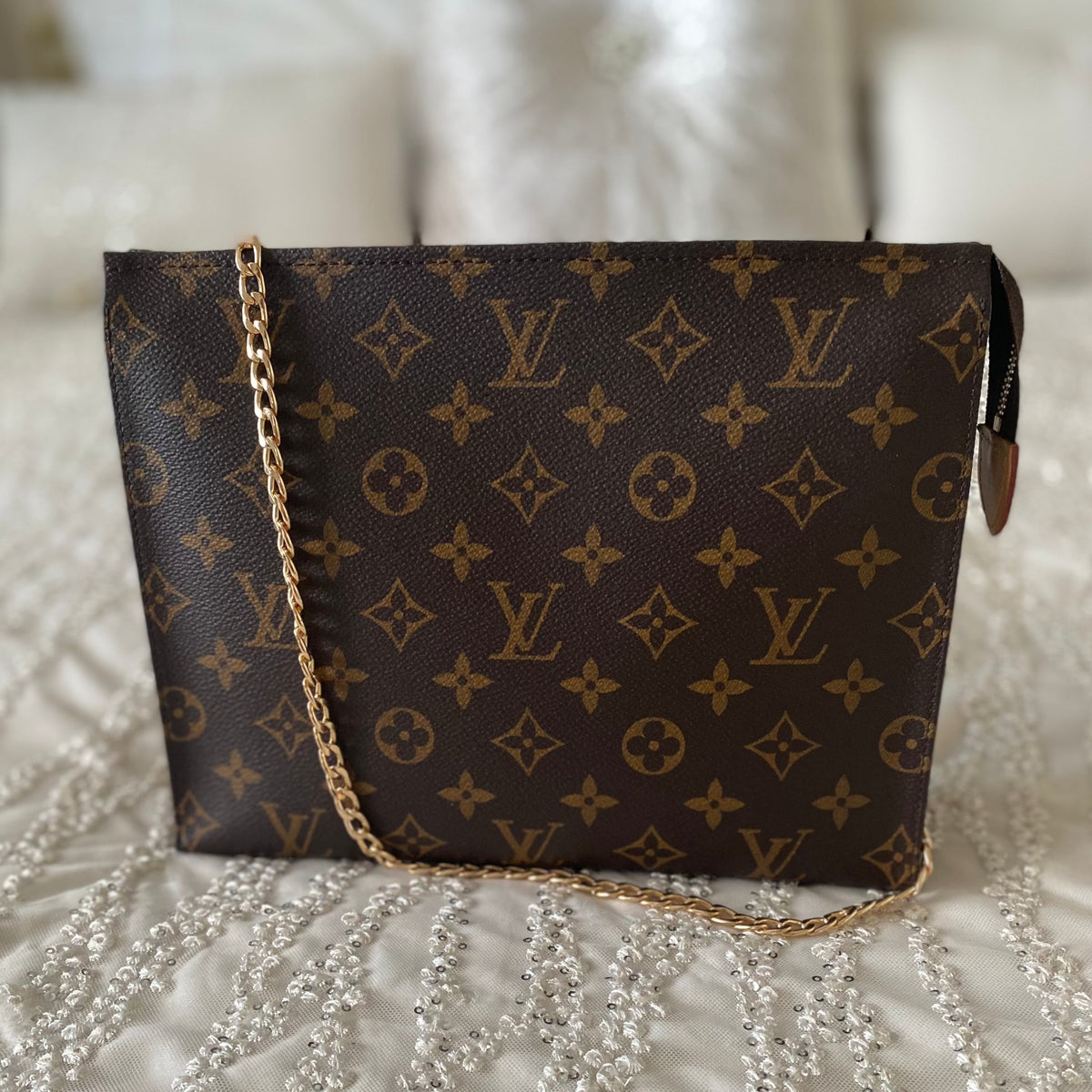 Louis Vuitton Monogram Toiletry 26