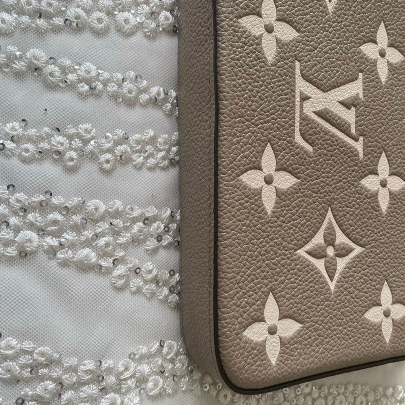 Louis Vuitton Tourterelle/Creme Pochette Felicie