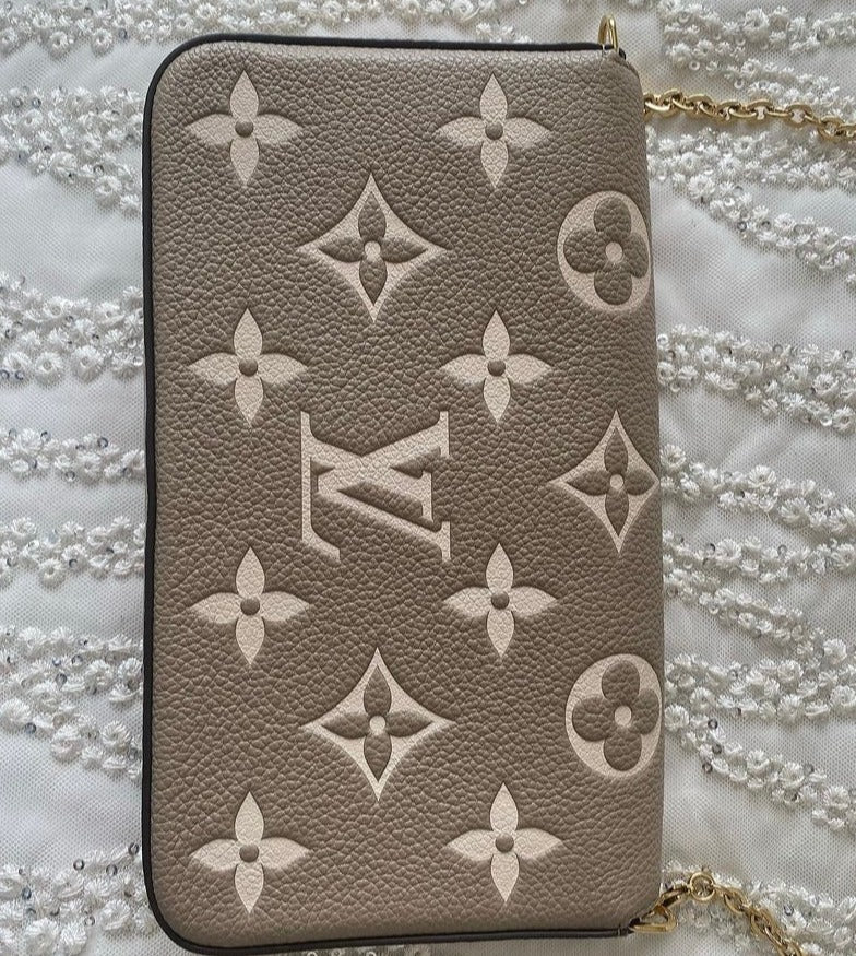 Louis Vuitton Tourterelle/Creme Pochette Felicie