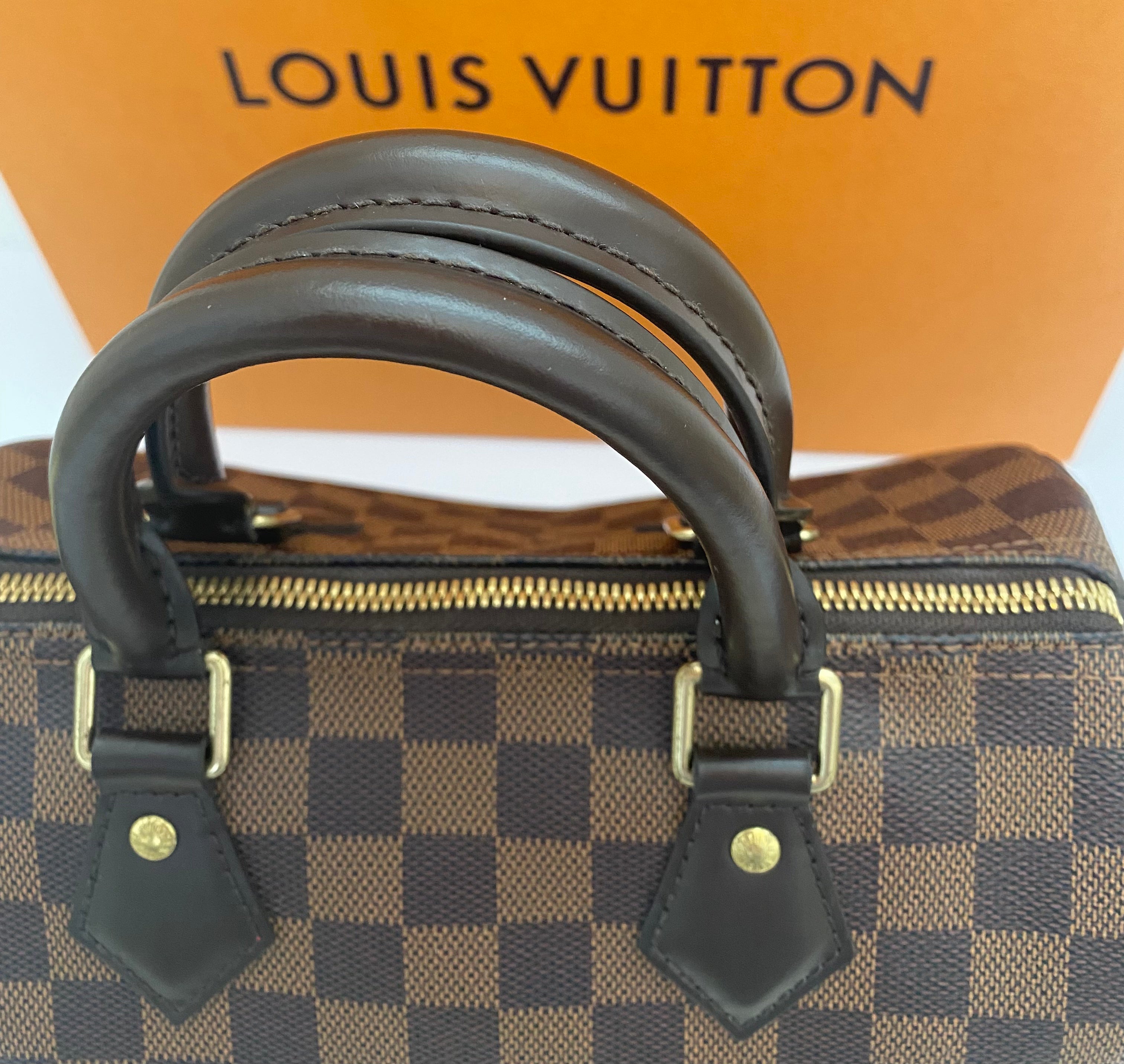 Louis Vuitton Damier Ebene Speedy Bandouliere 25 (RRP £1420)