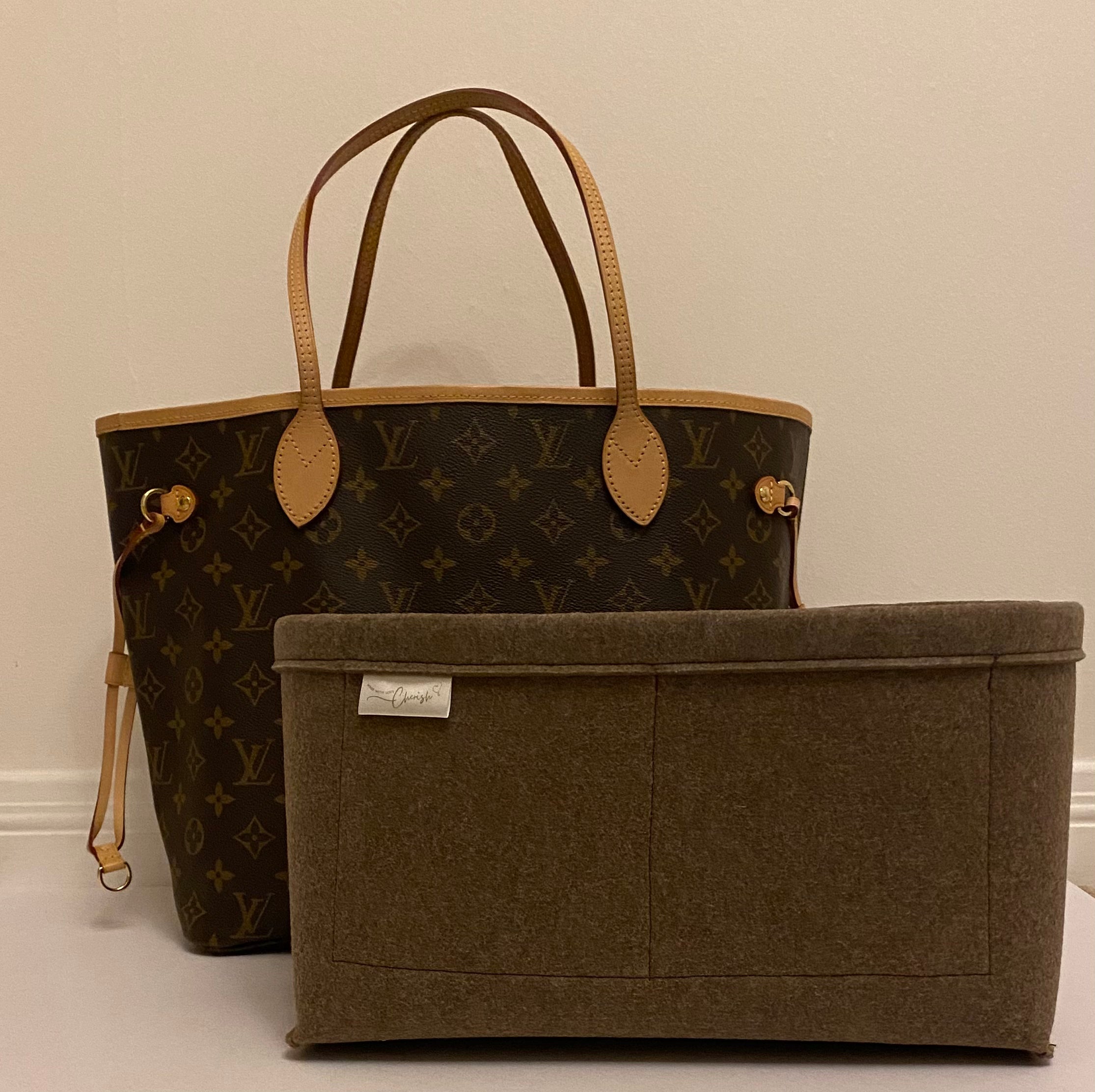 Louis Vuitton Monogram Neverfull MM With Pouch