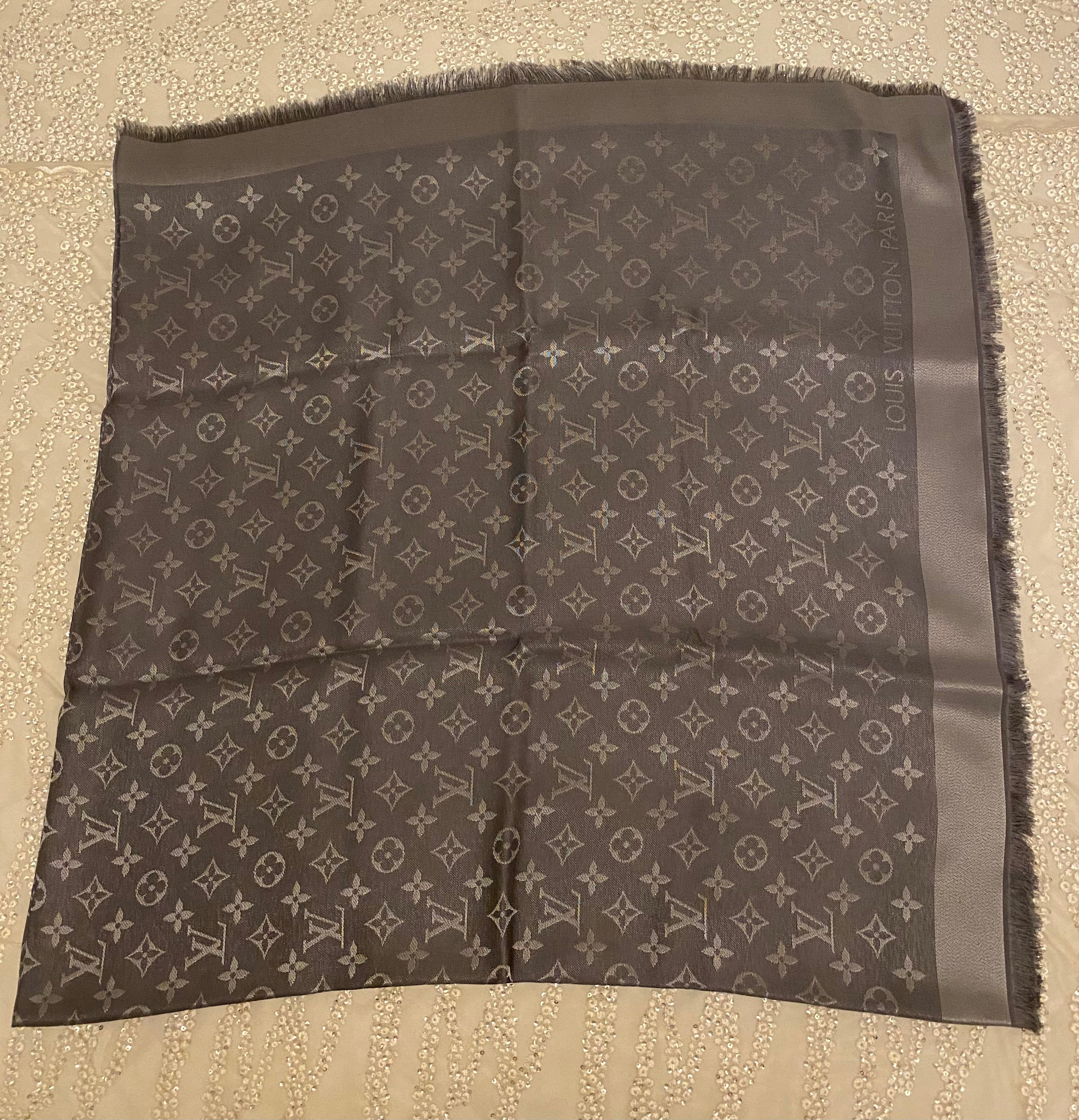 Louis Vuitton Monogram Shine Shawl