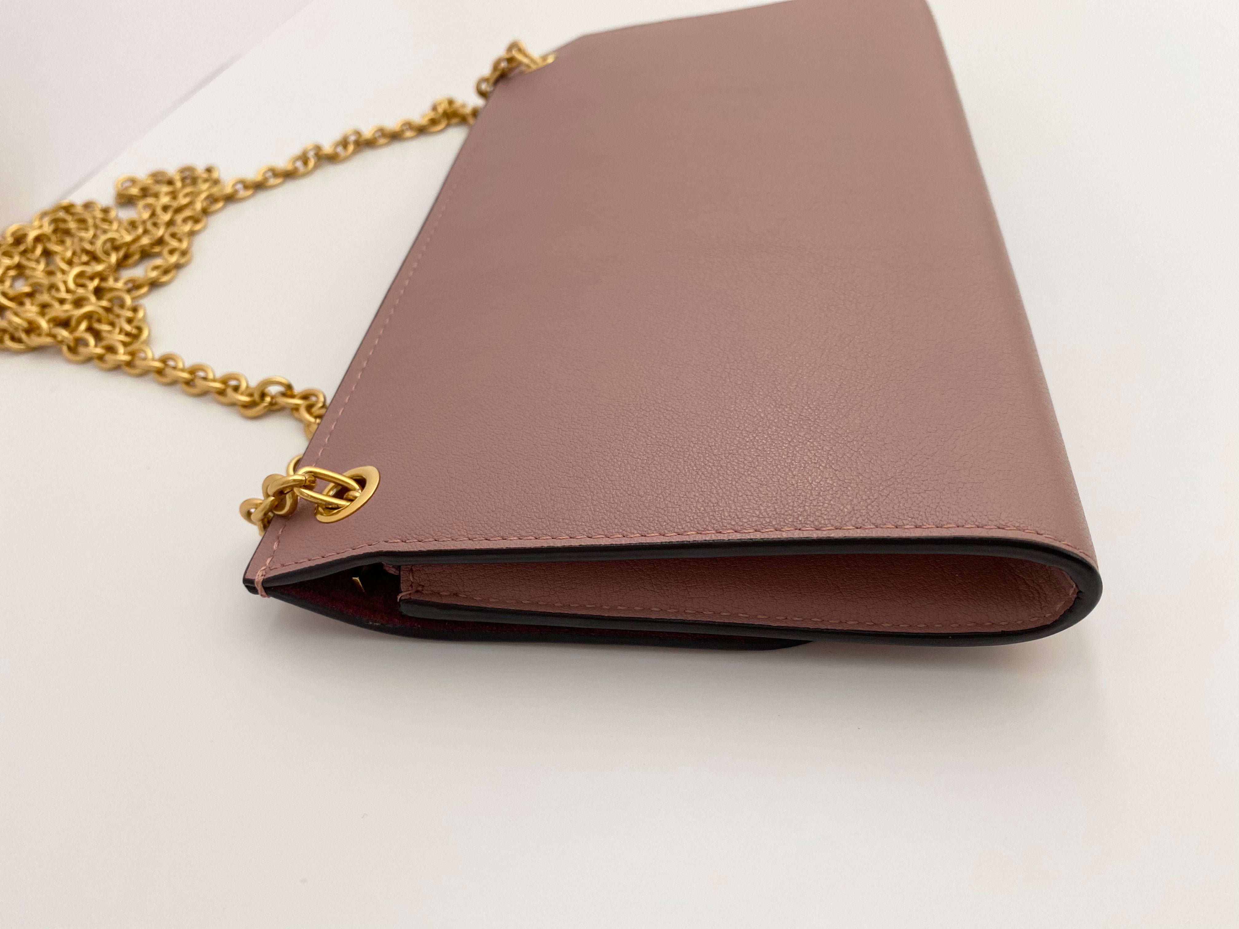 Mulberry Pink Amberly Pouch In Micro Classic Grain Leather