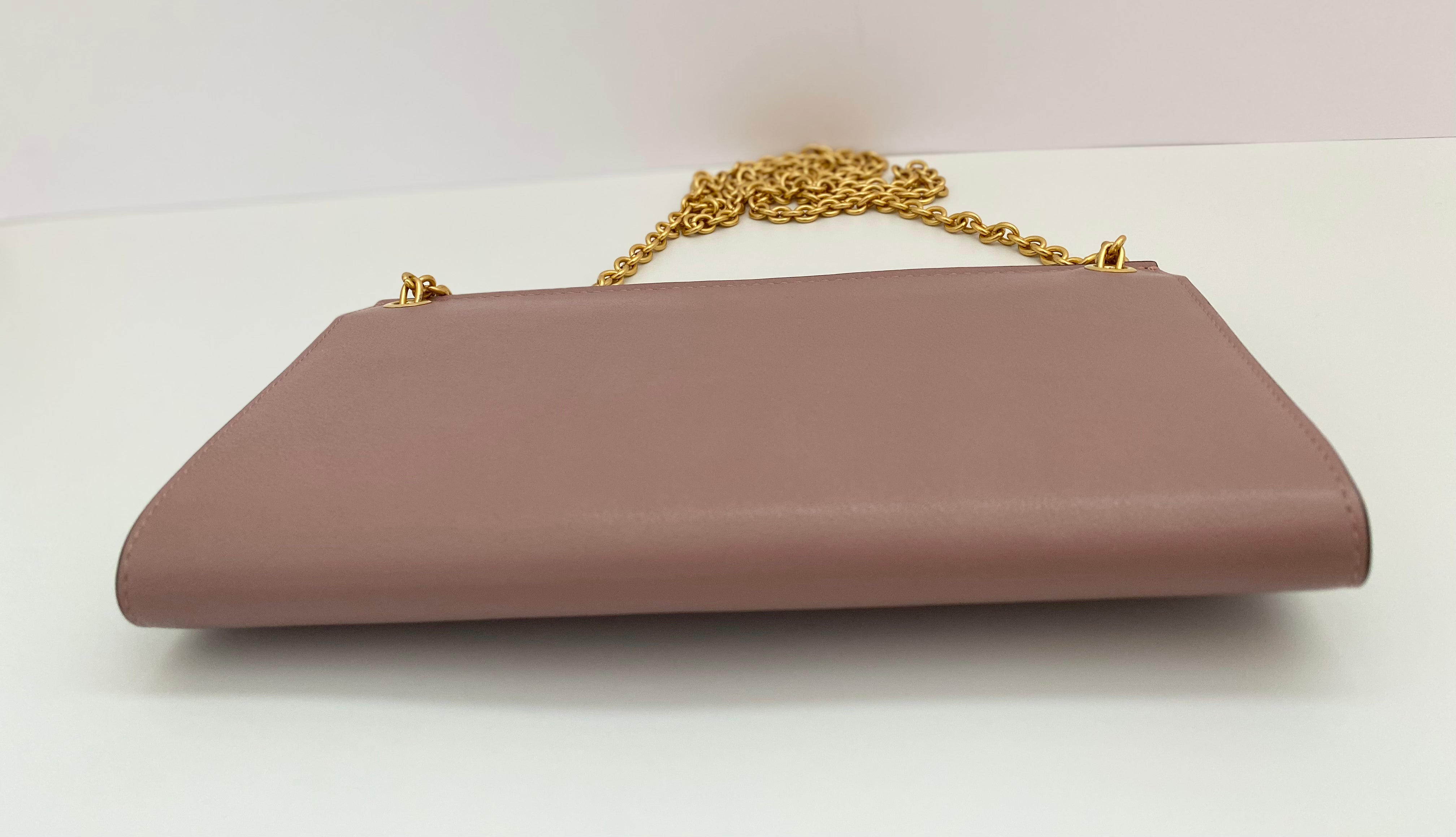 Mulberry Pink Amberly Pouch In Micro Classic Grain Leather