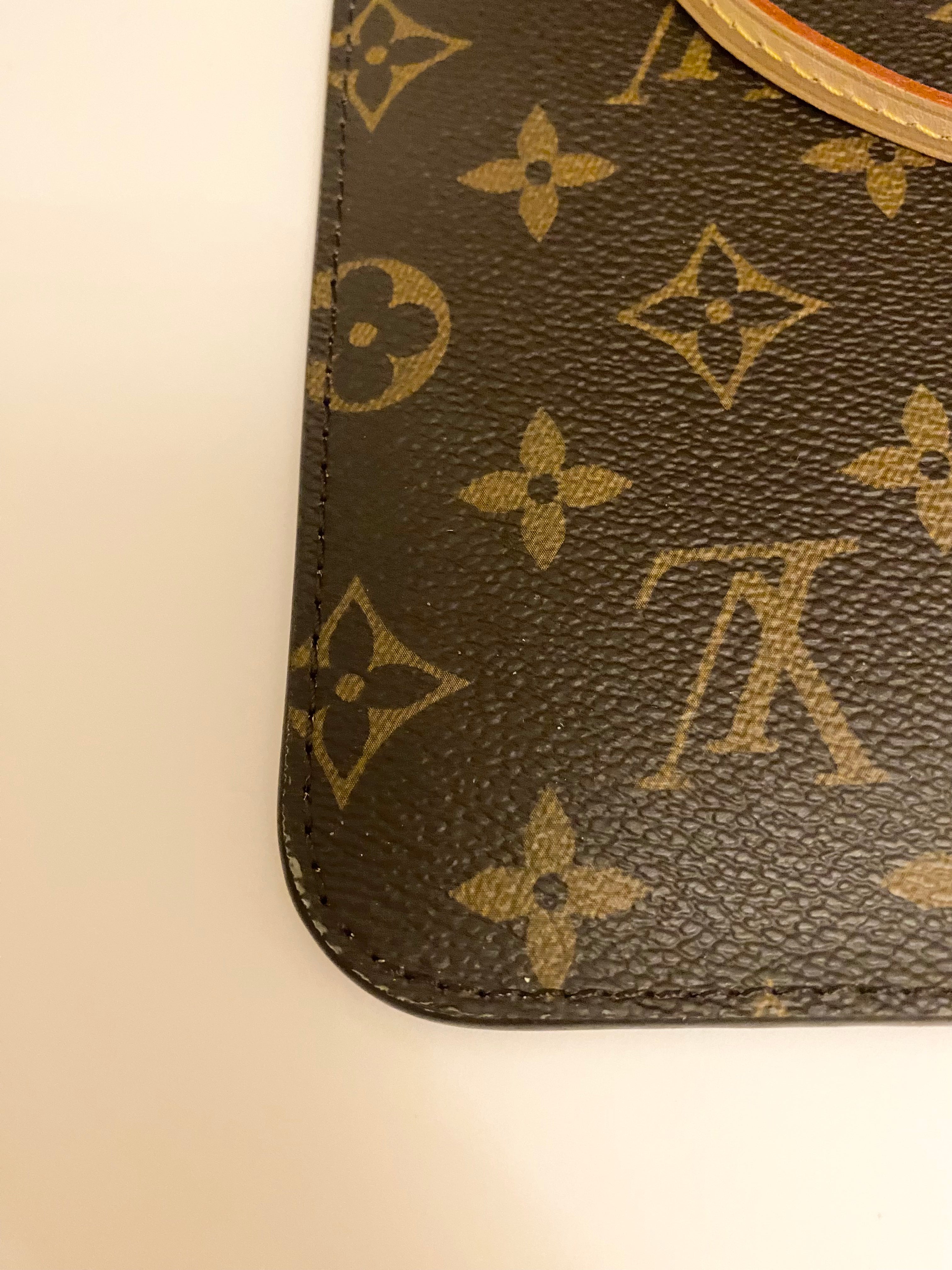 Louis Vuitton Monogram Neverfull MM With Pouch