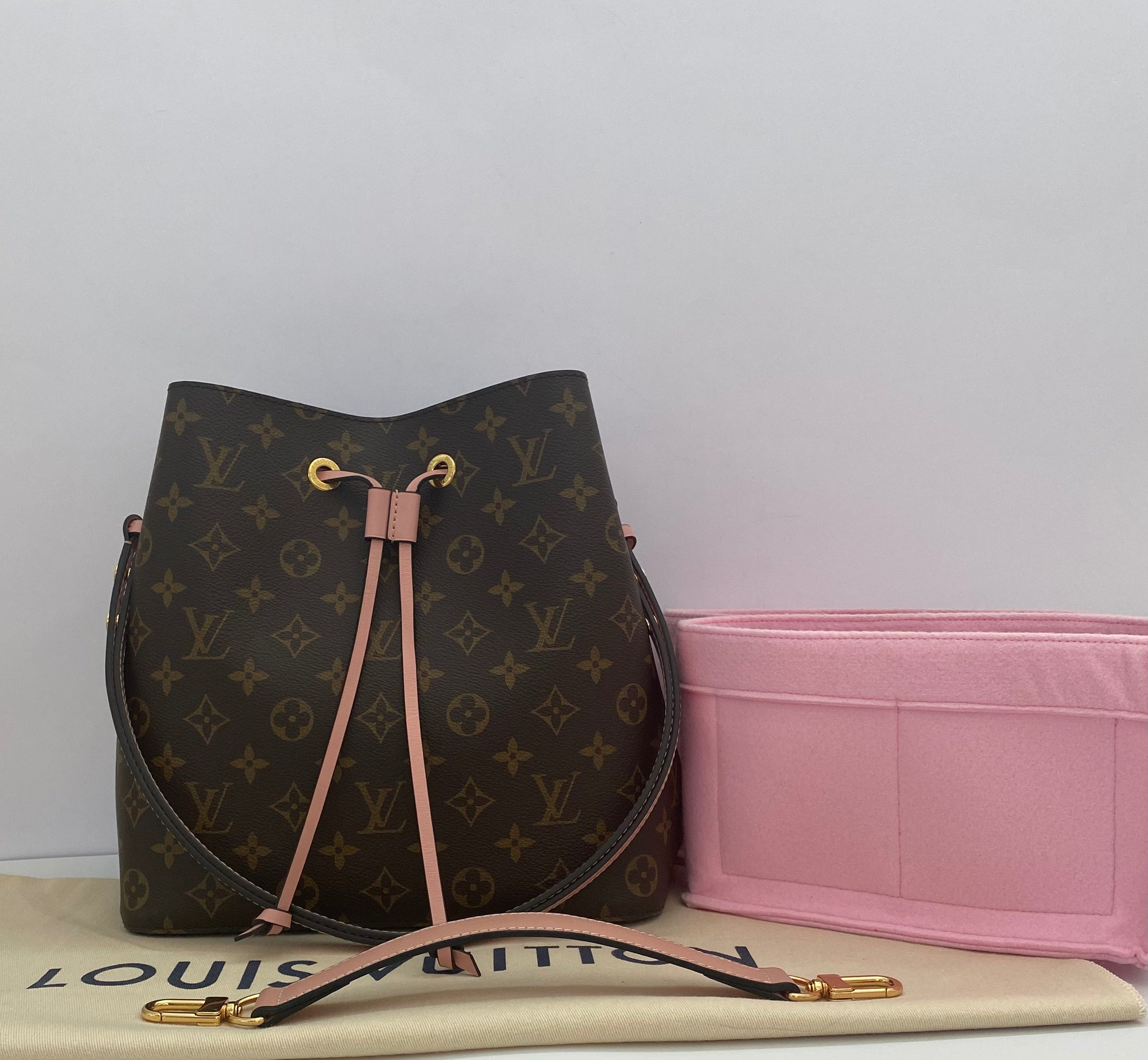 Louis Vuitton NeoNoe In Monogram Canvas (RRP £1610)