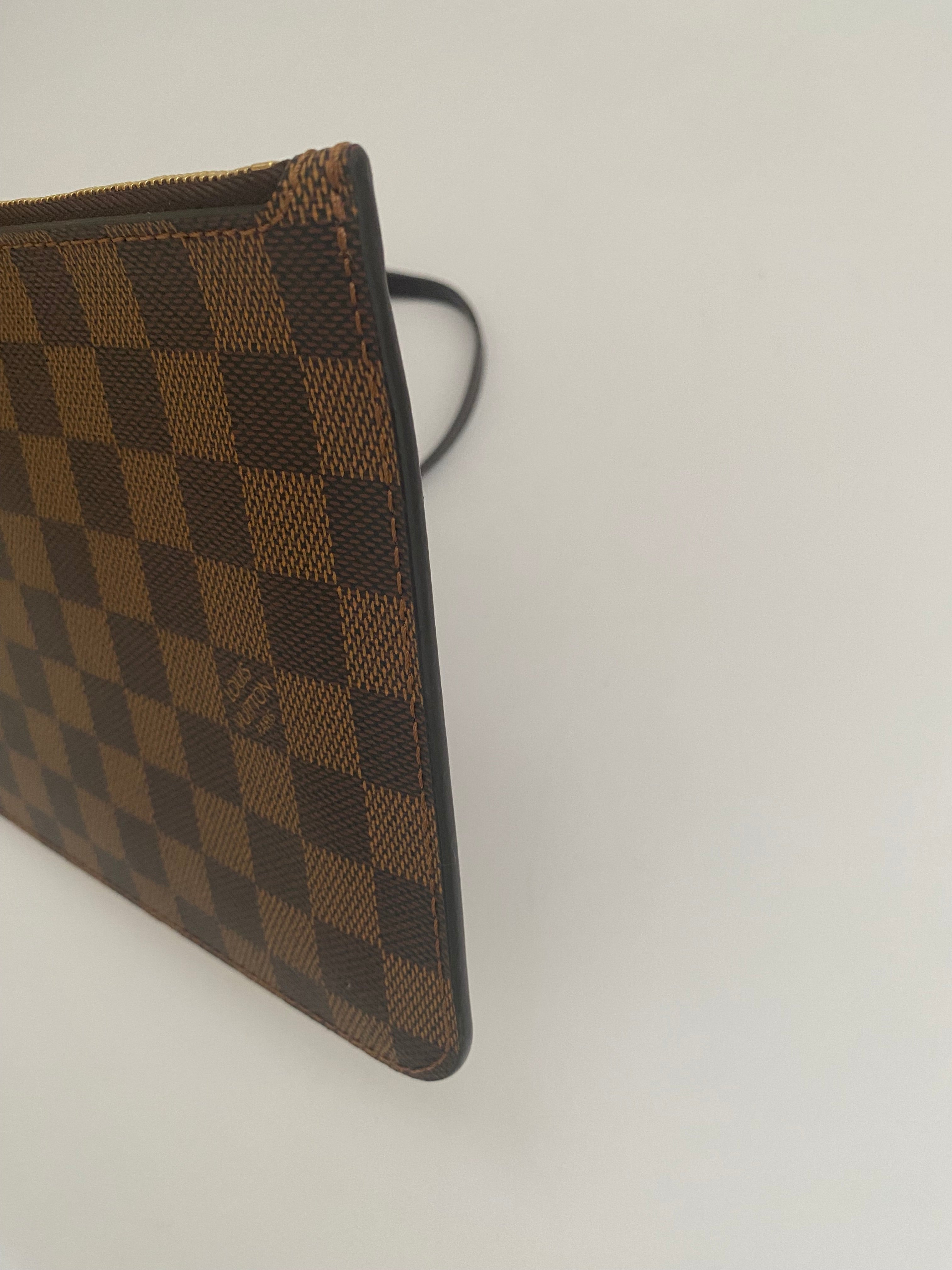 Louis Vuitton Damier Ebene Neverfull Pouch