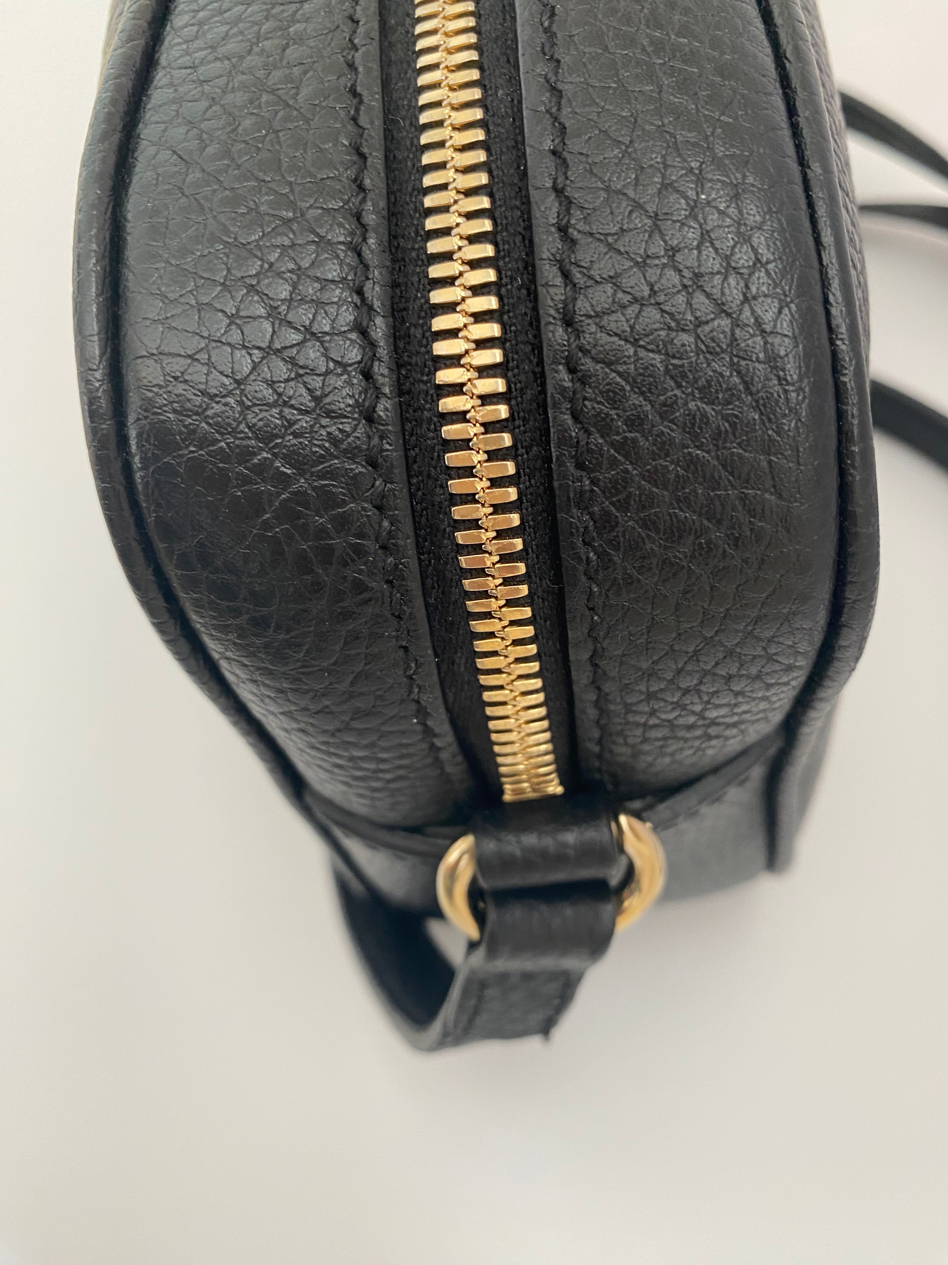 Gucci Soho Disco In Black Pebbled Leather