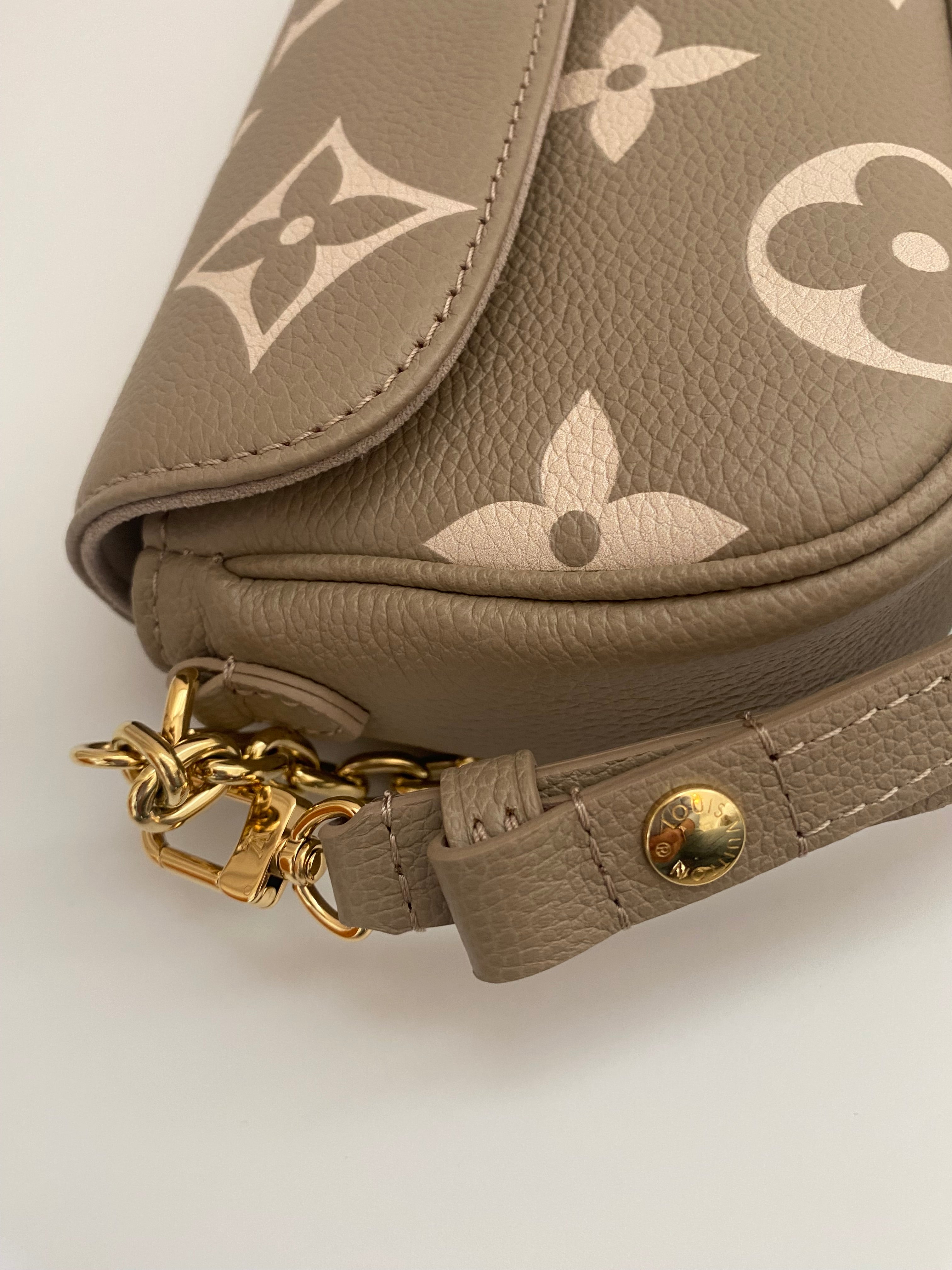 Louis Vuitton Ivy Wallet On A Chain (RRP £1530)