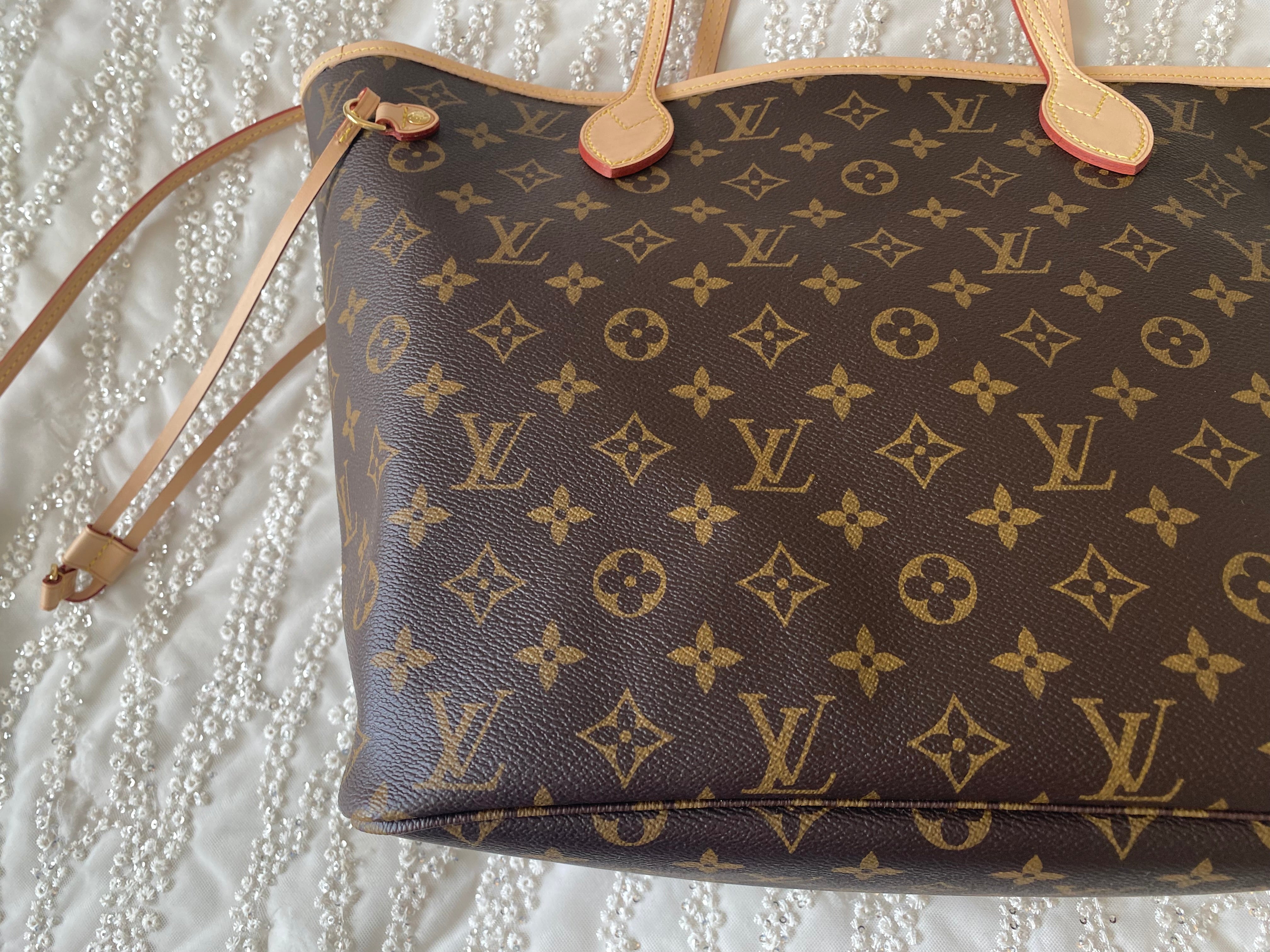 Louis Vuitton Neverfull MM With Pouch In Monogram Canvas (RRP £1,410)