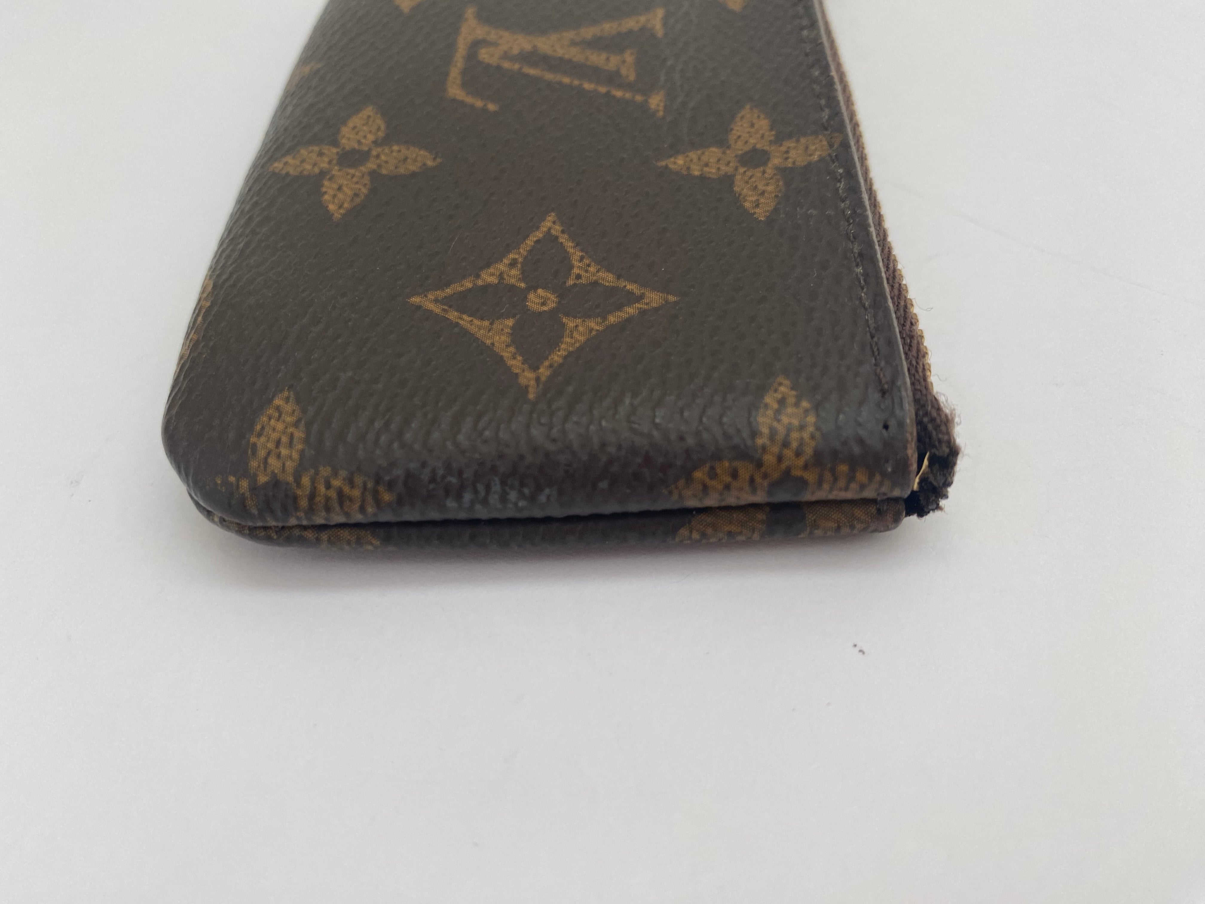 Louis Vuitton Vintage Monogram Canvas Key Pouch (RRP £245)