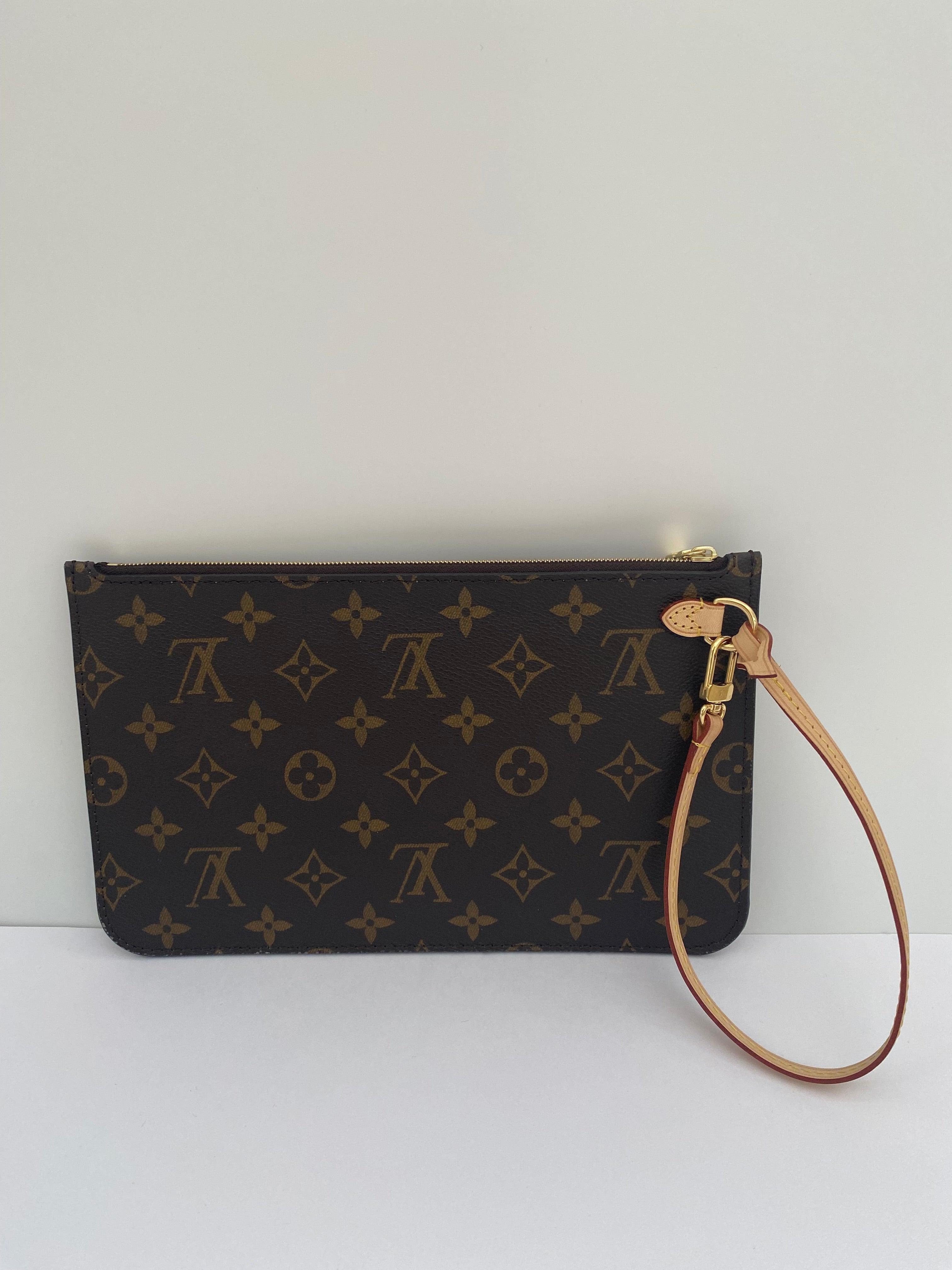 Louis Vuitton Pouch In Monogram Canvas