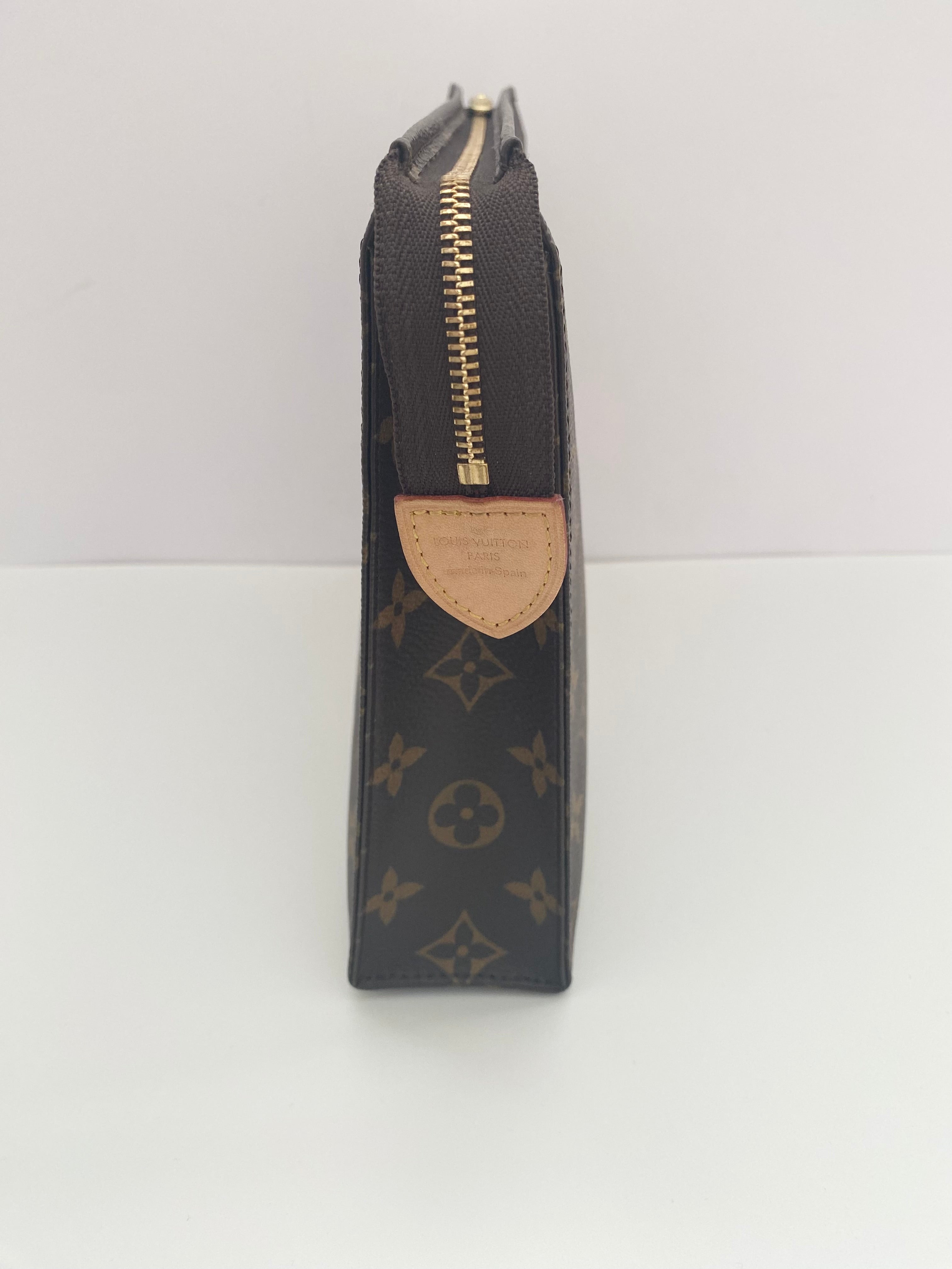 Louis Vuitton Monogram Toiletry 26