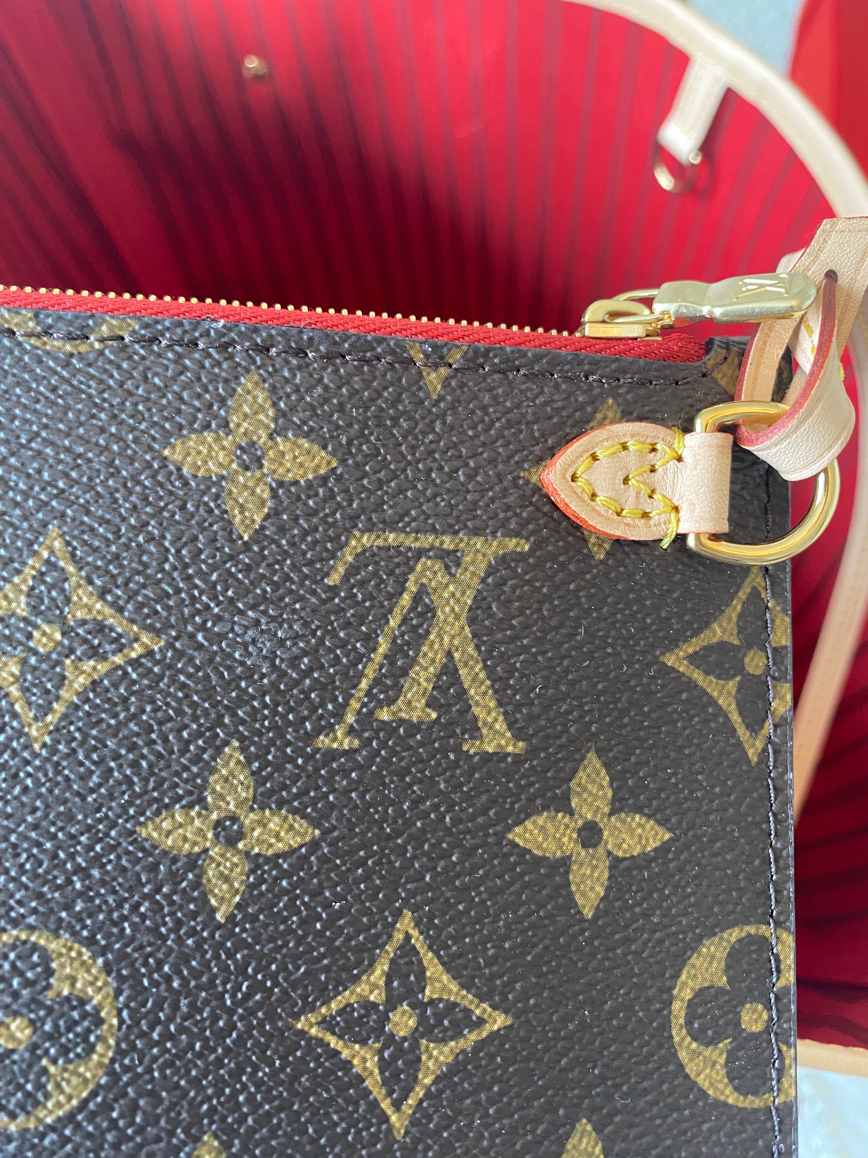 Louis Vuitton Neverfull MM With Pouch In Monogram Canvas (RRP £1,410)