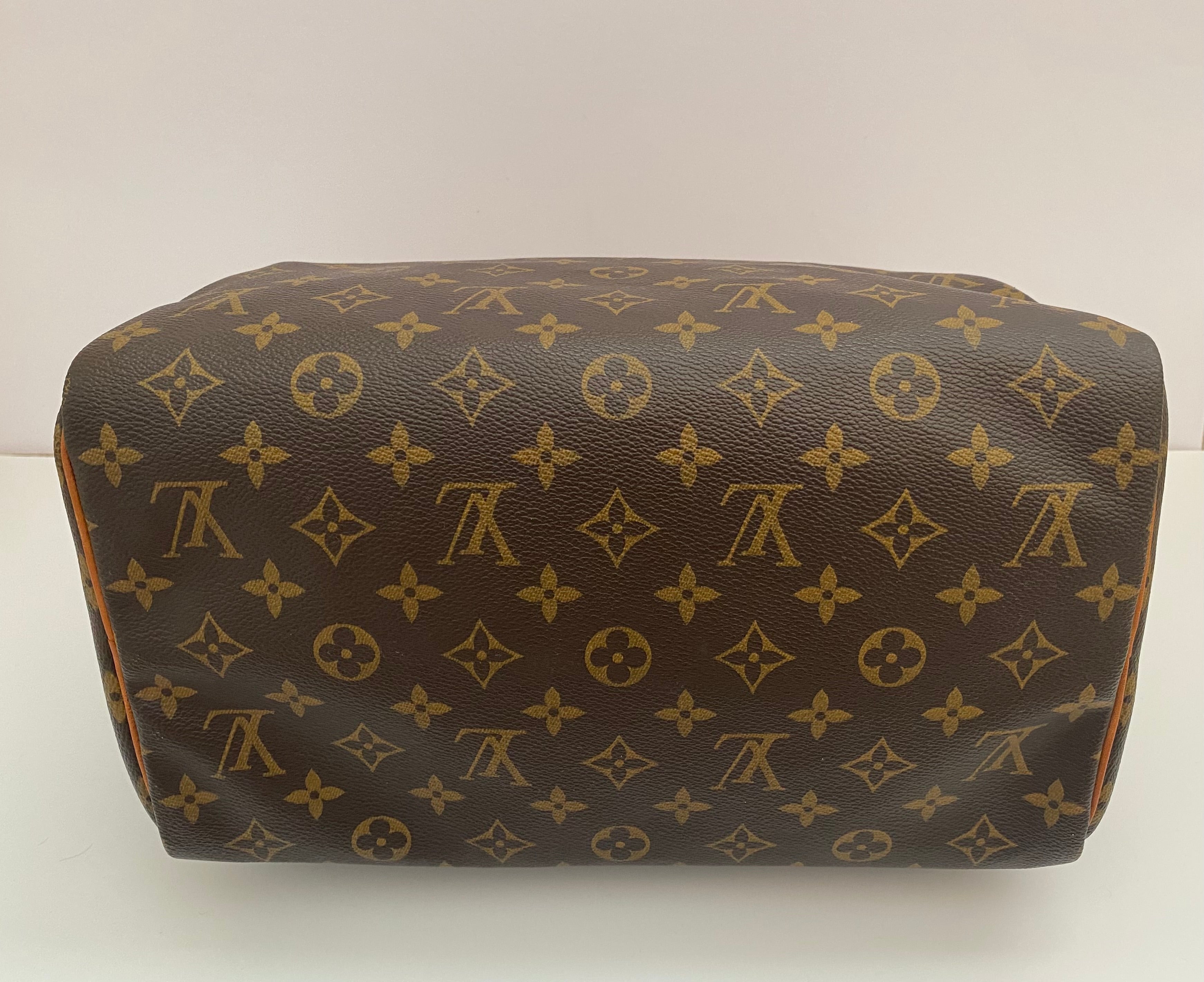 Louis Vuitton Vintage Monogram Speedy 30 (RRP £1240)