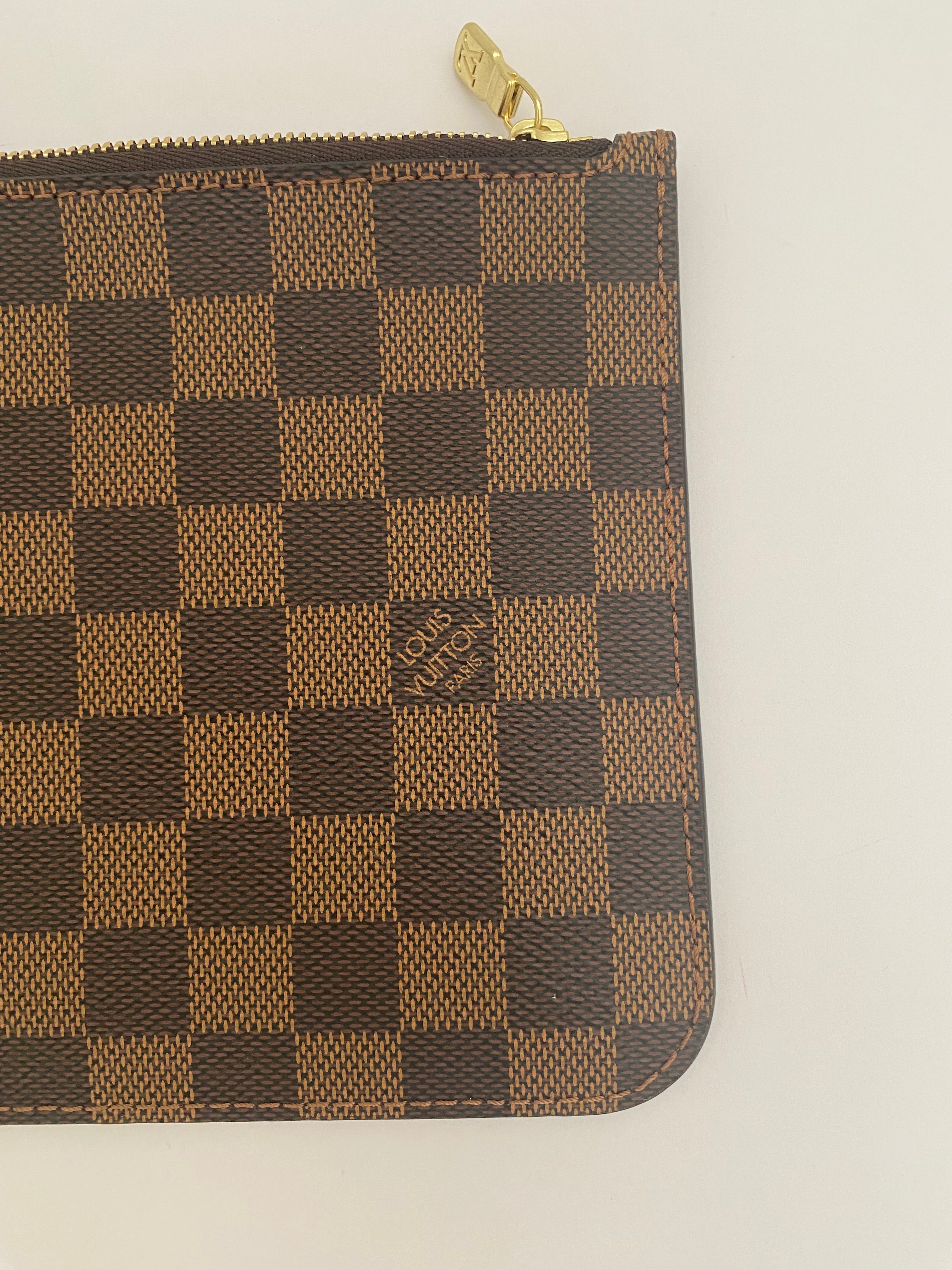 Louis Vuitton Damier Ebene Neverfull Pouch