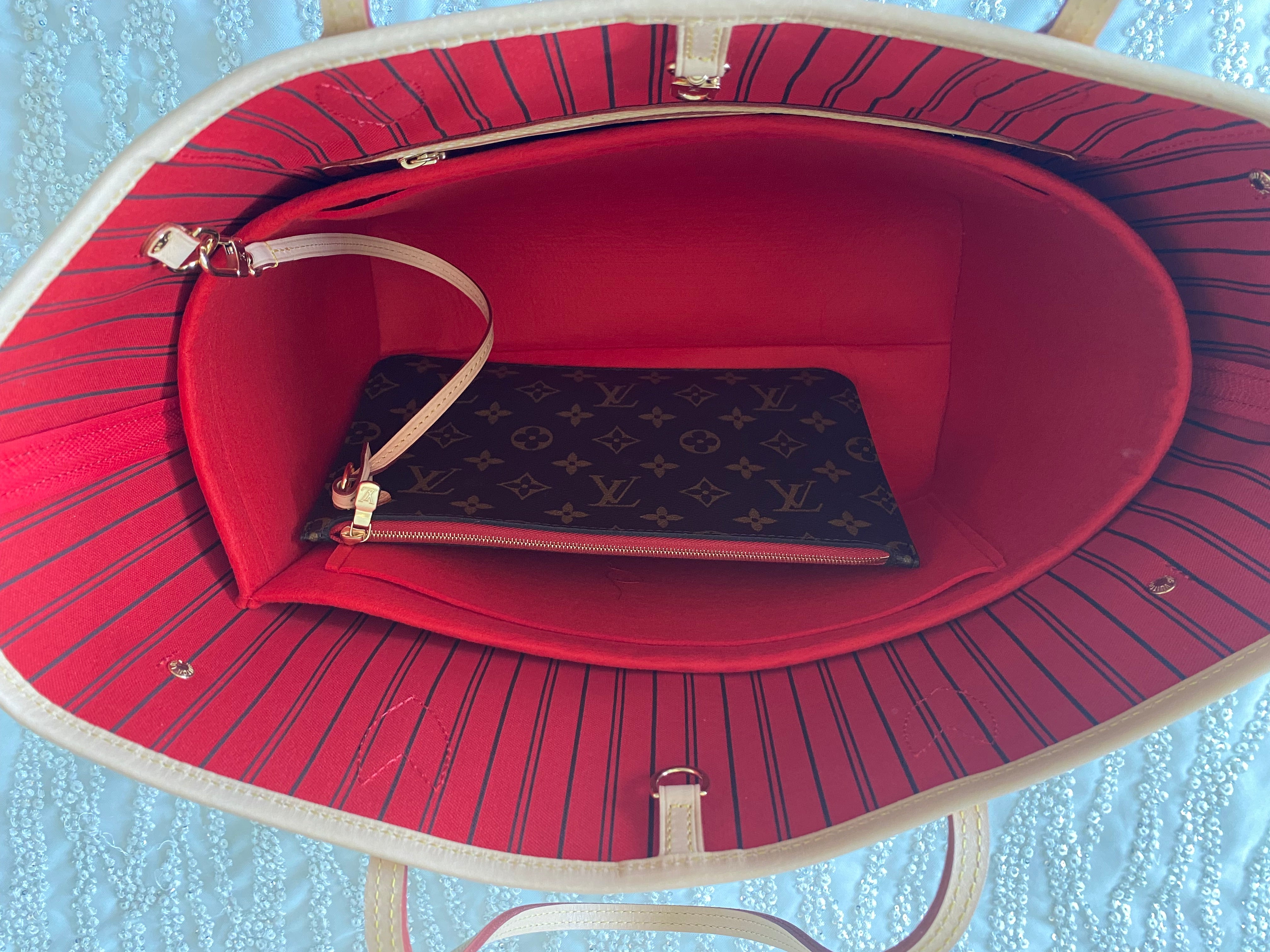 Louis Vuitton Neverfull MM With Pouch In Monogram Canvas (RRP £1,410)