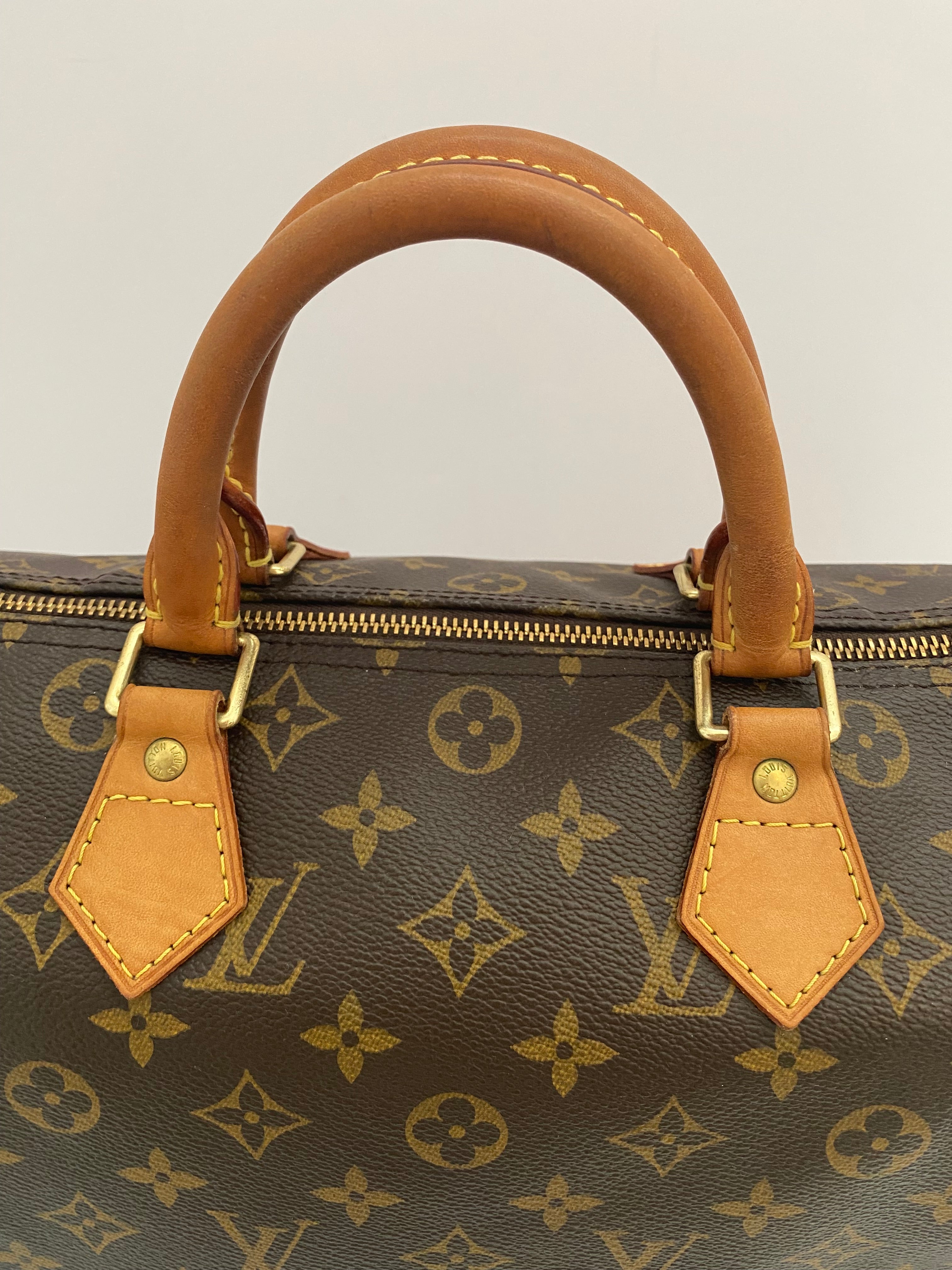 Louis Vuitton Vintage Monogram Speedy 30 (RRP £1240)