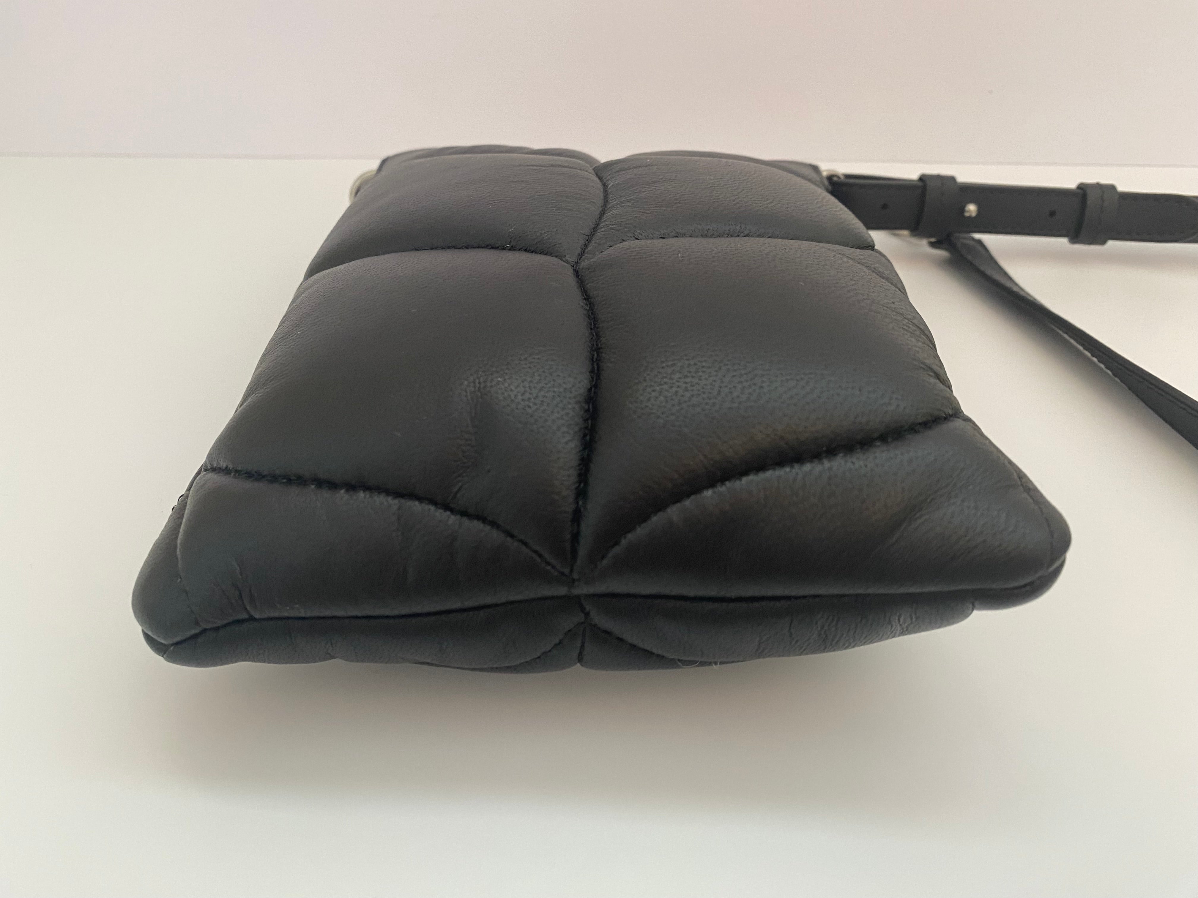 Mulberry Black Softie Pillow Nappa Leather Phone Pouch (RRP £595)