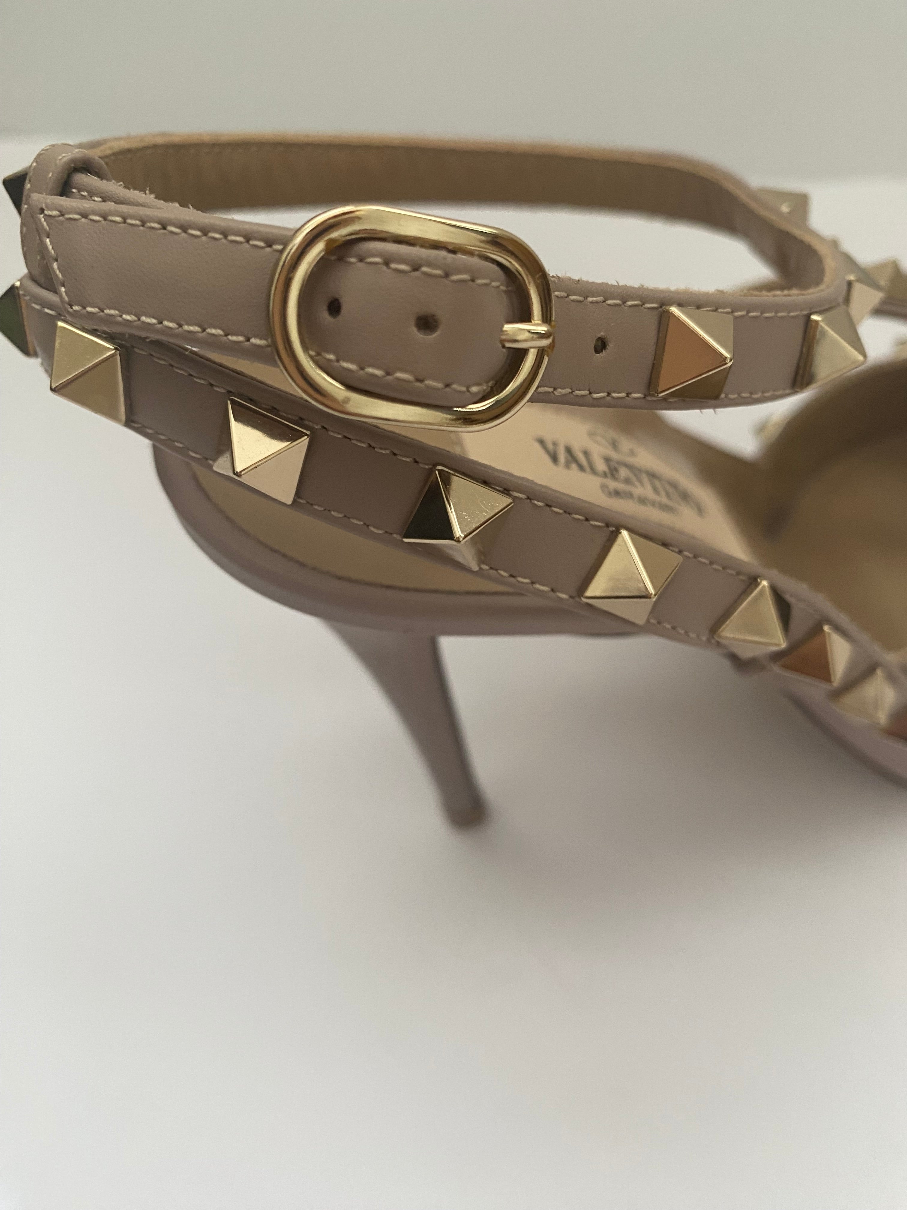 Valentino  Garavani Rock Stud Calfskin Ankle Strap Sandal ( RRP £860)