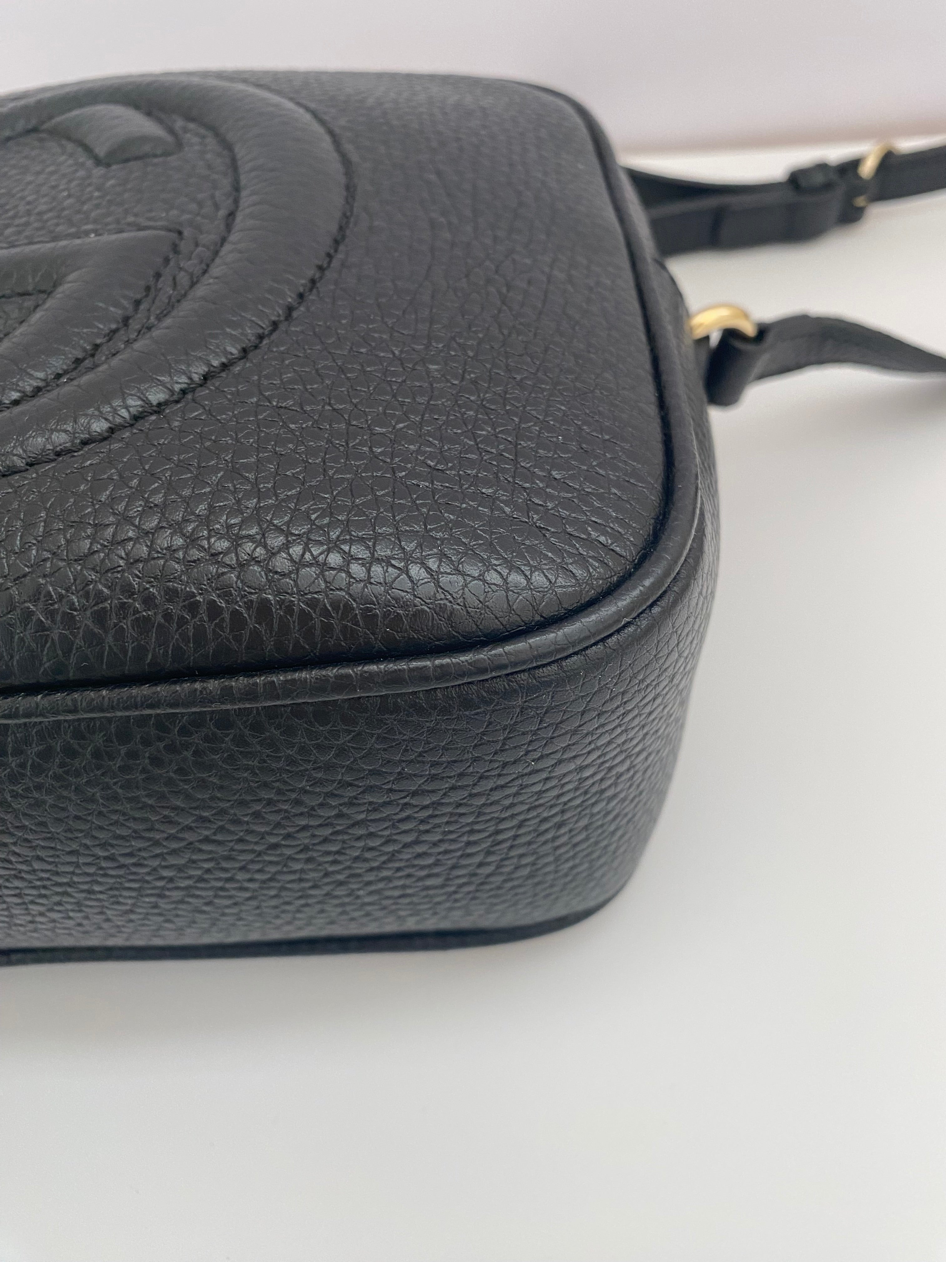 Gucci Soho Disco In Black Pebbled Leather