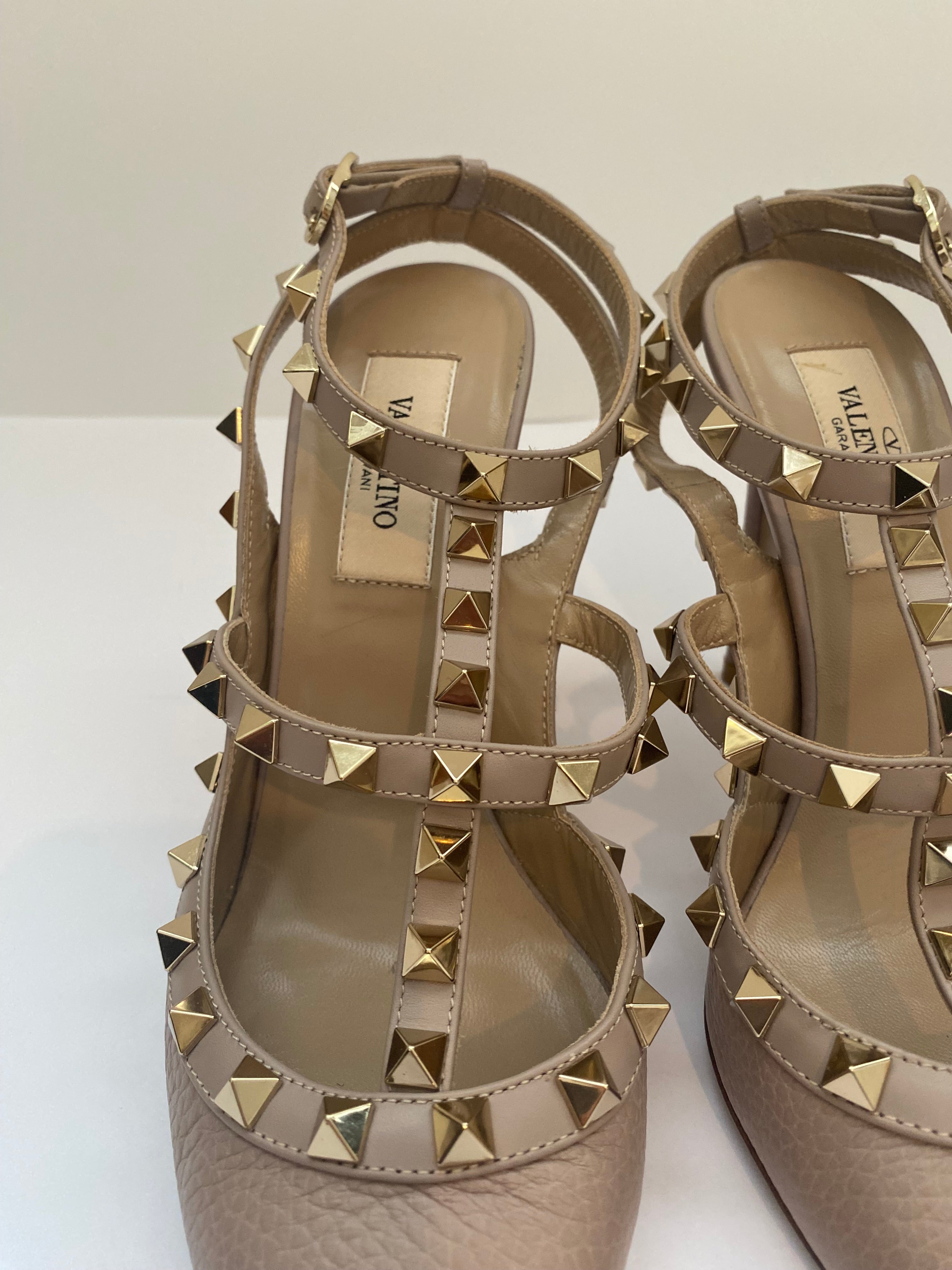 Valentino  Garavani Rock Stud Calfskin Ankle Strap Sandal ( RRP £860)